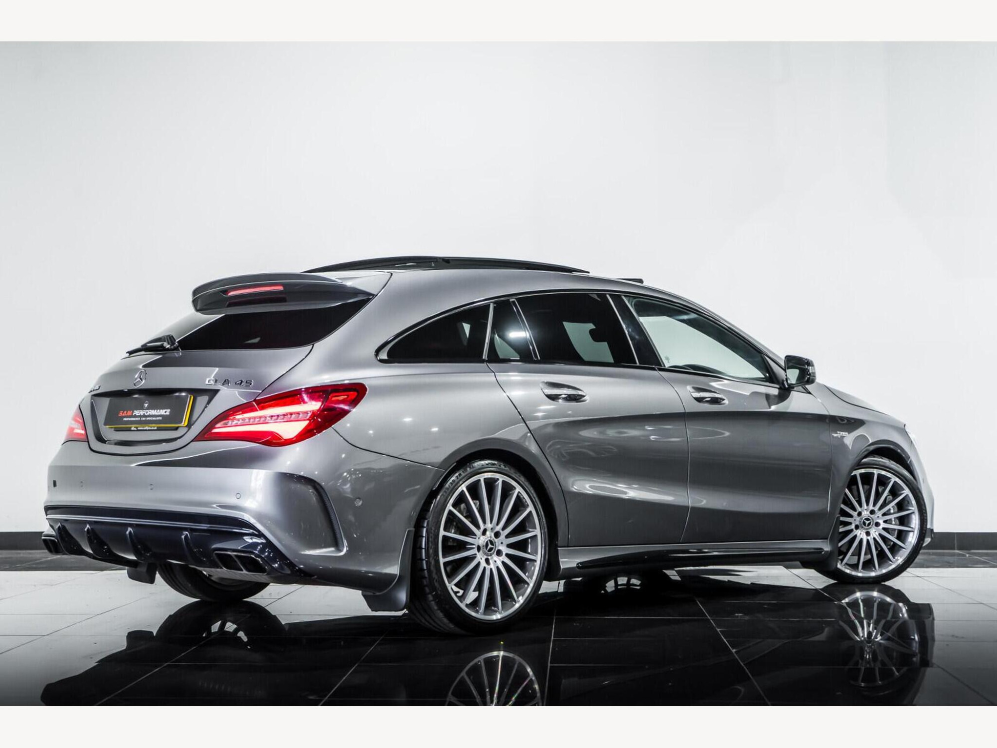 2017 Mercedes-Benz CLA image 3