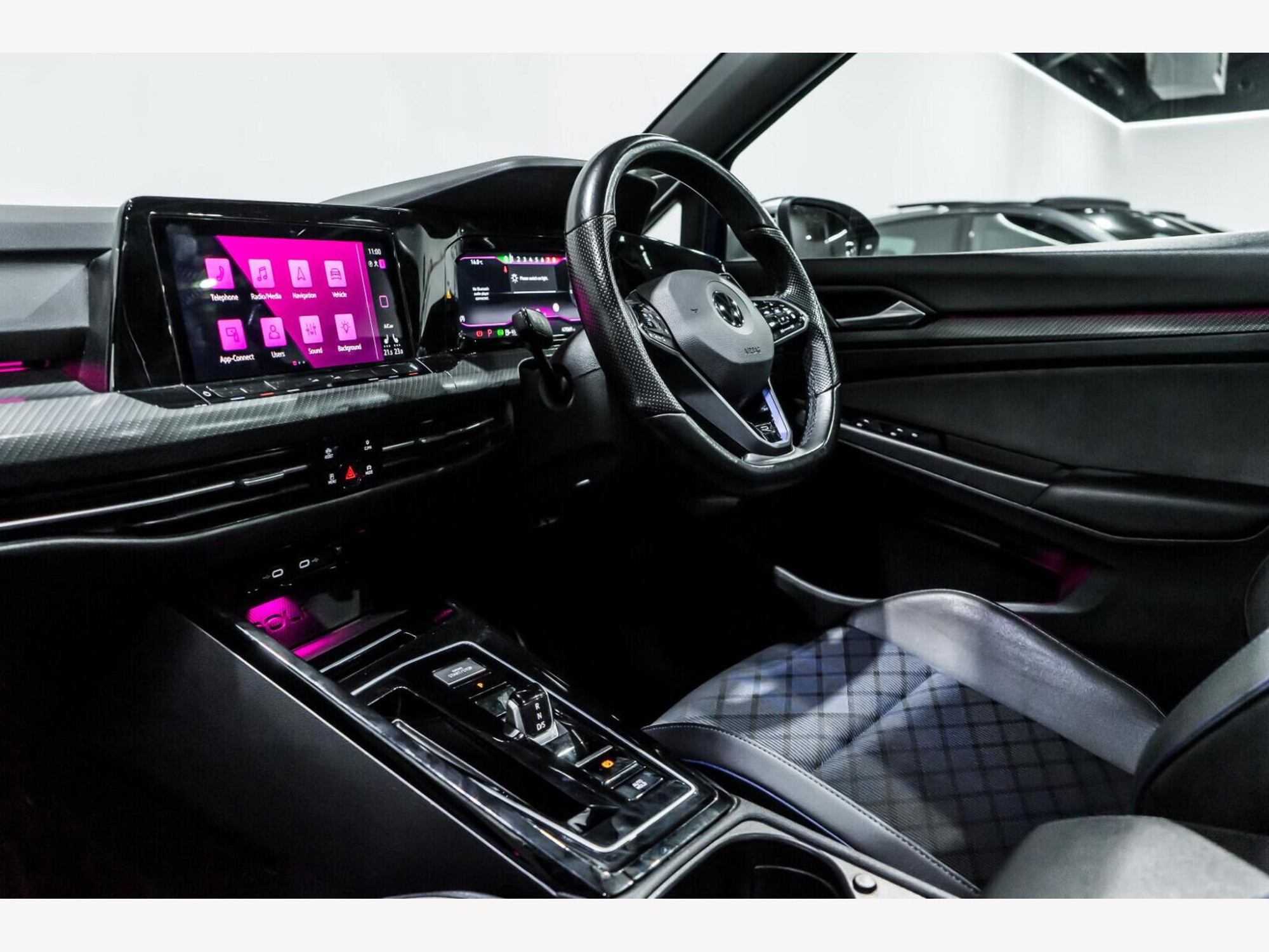 2022 Volkswagen Golf image 20