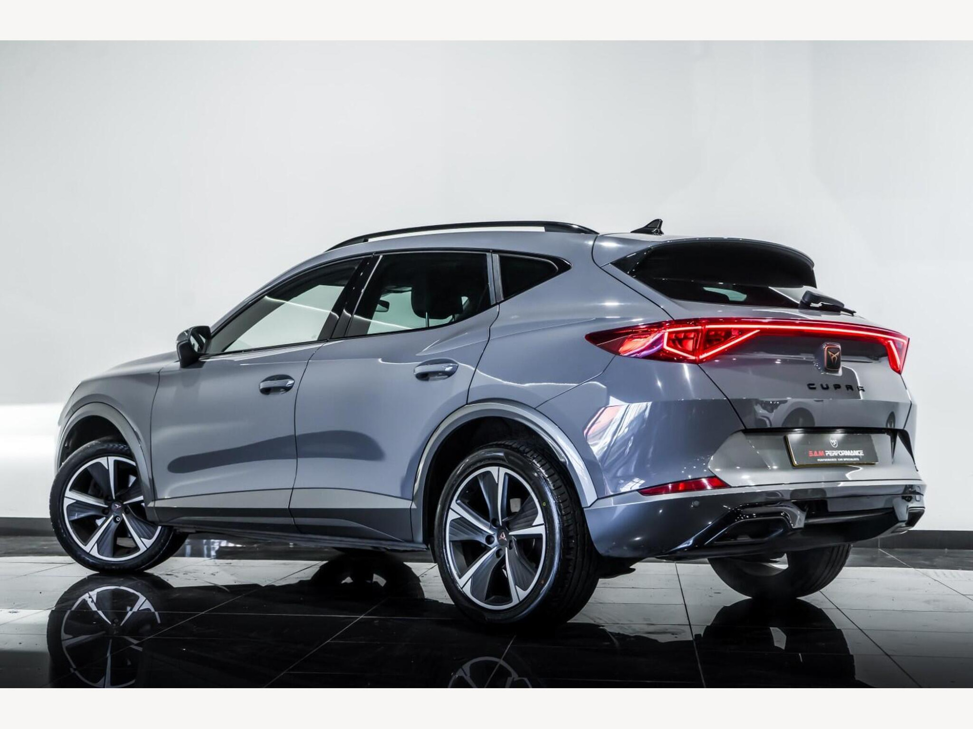 2021 CUPRA FORMENTOR image 4