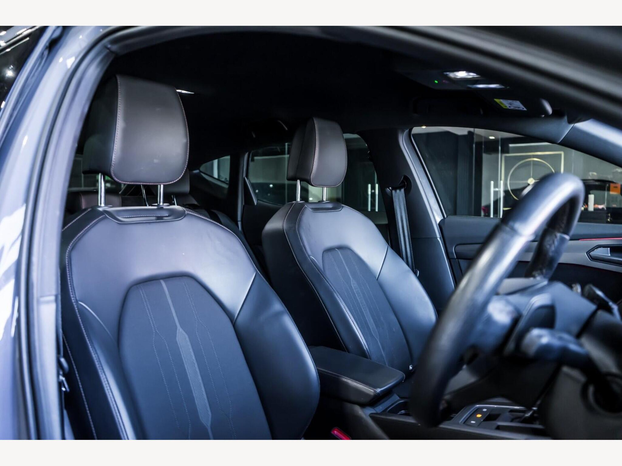 2021 CUPRA FORMENTOR image 12