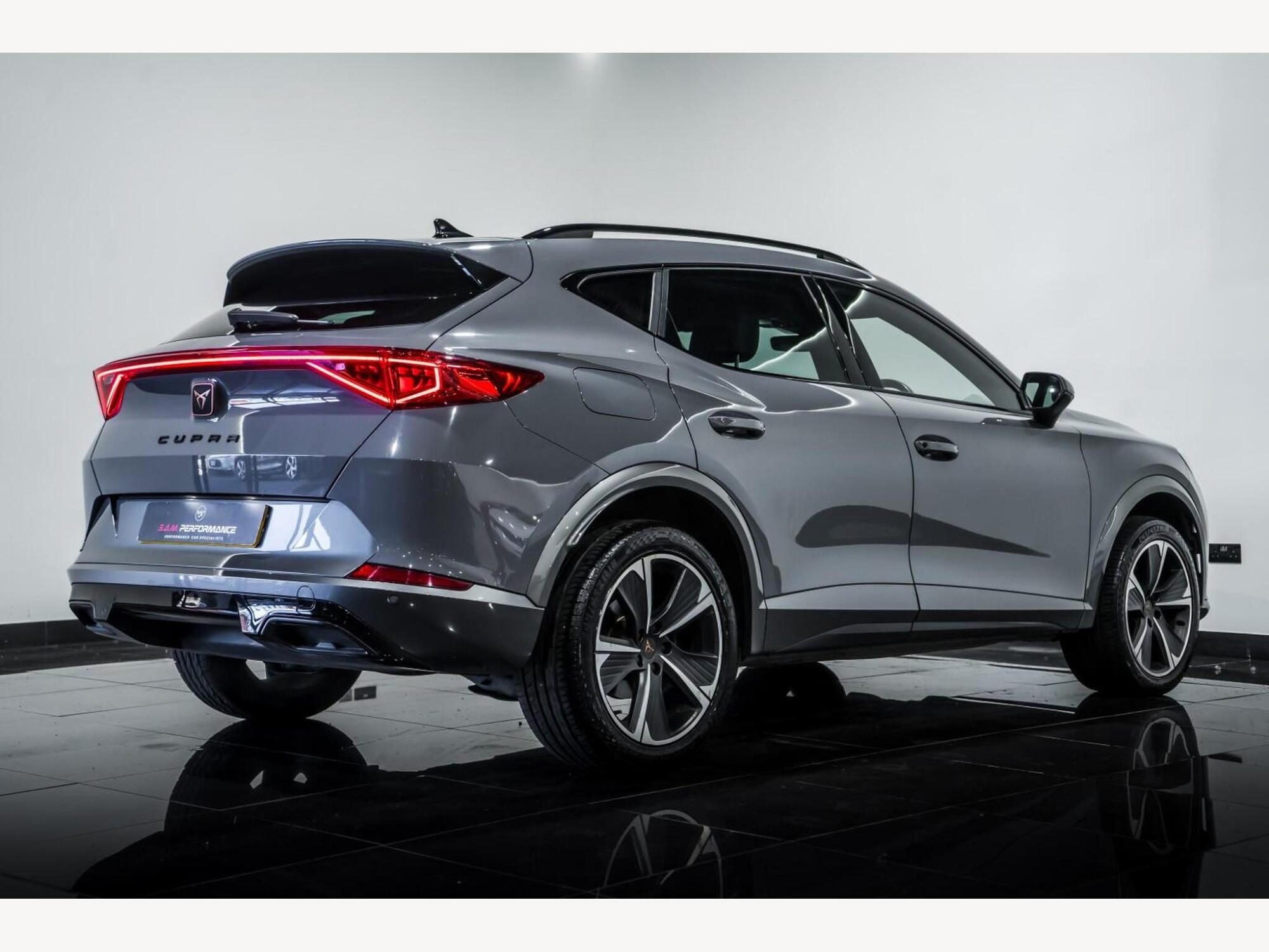 2021 CUPRA FORMENTOR image 6
