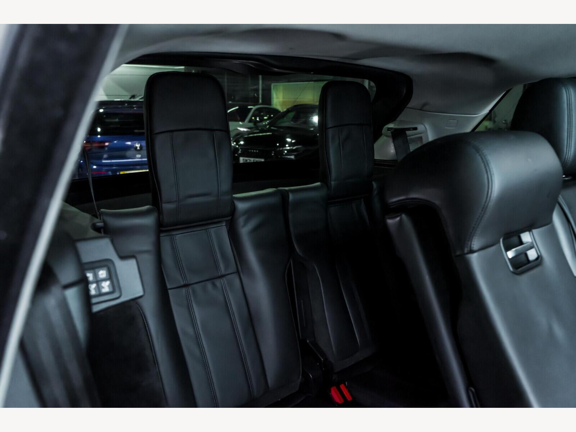 2018 Land Rover Range Rover Sport image 15