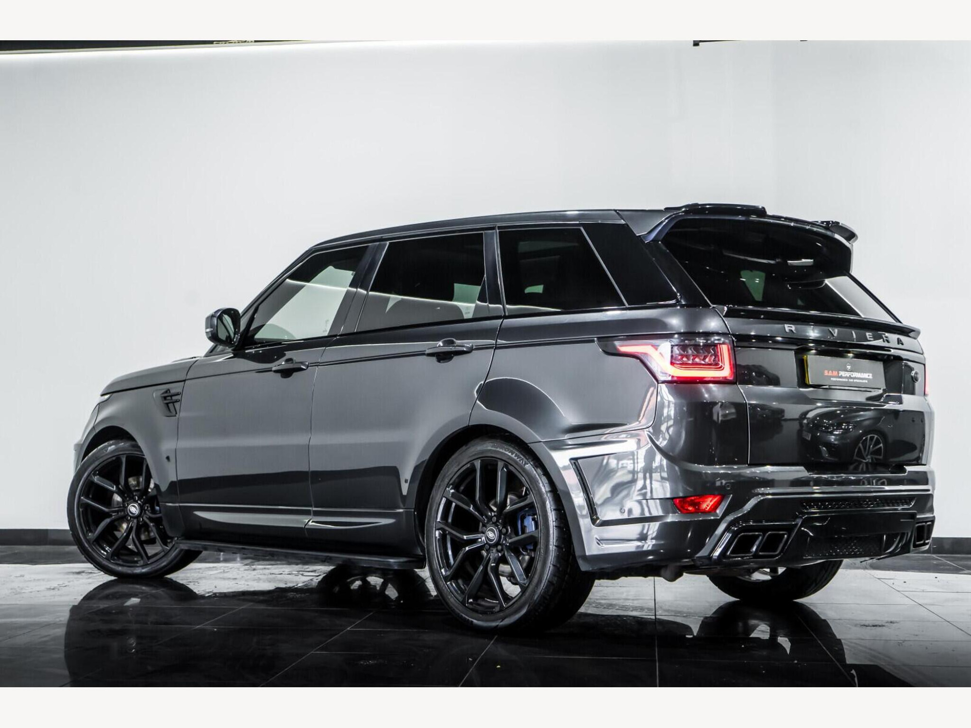 2018 Land Rover Range Rover Sport image 4