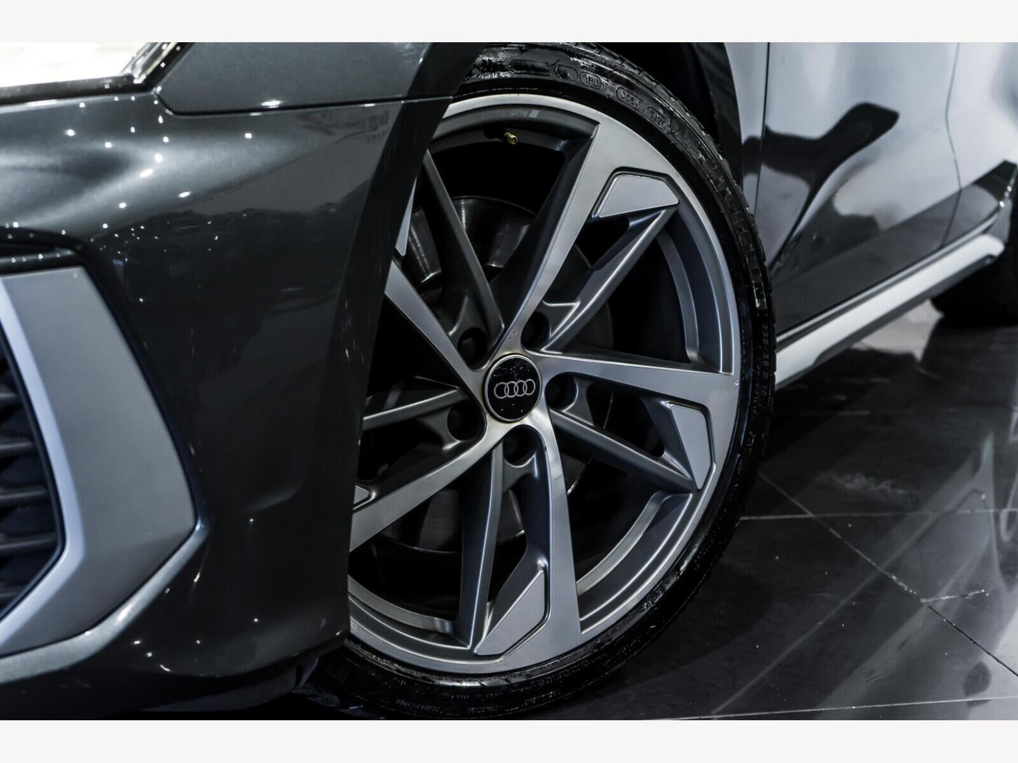 2020 Audi S3 image 9