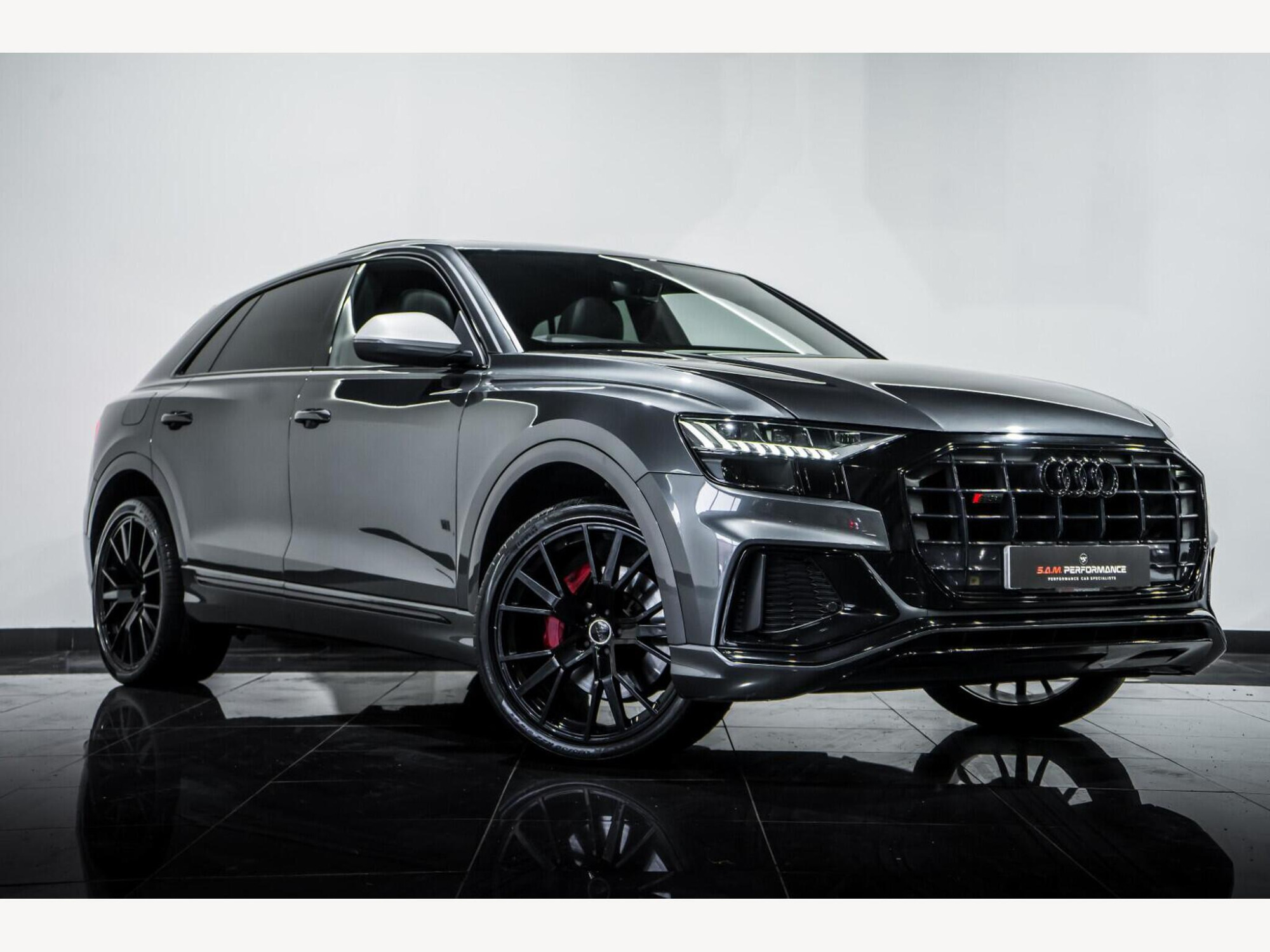 2019 Audi Q8 image 1