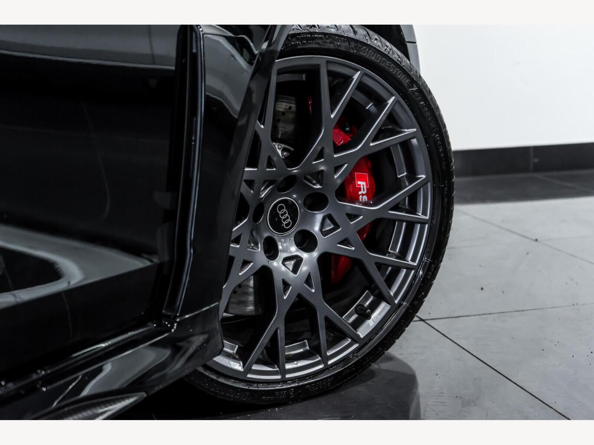 2026 Audi RS3 image 10