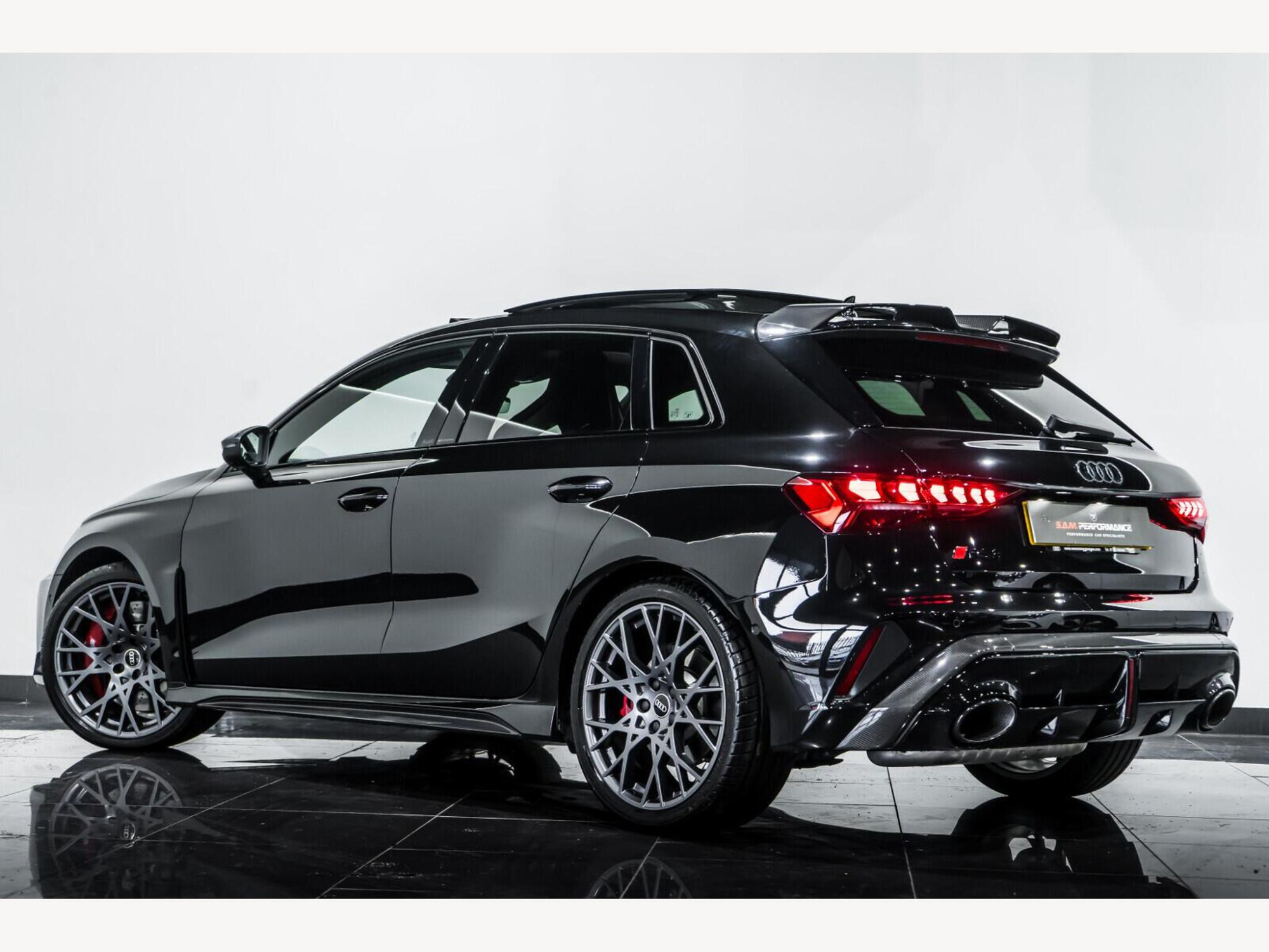 2026 Audi RS3 image 4