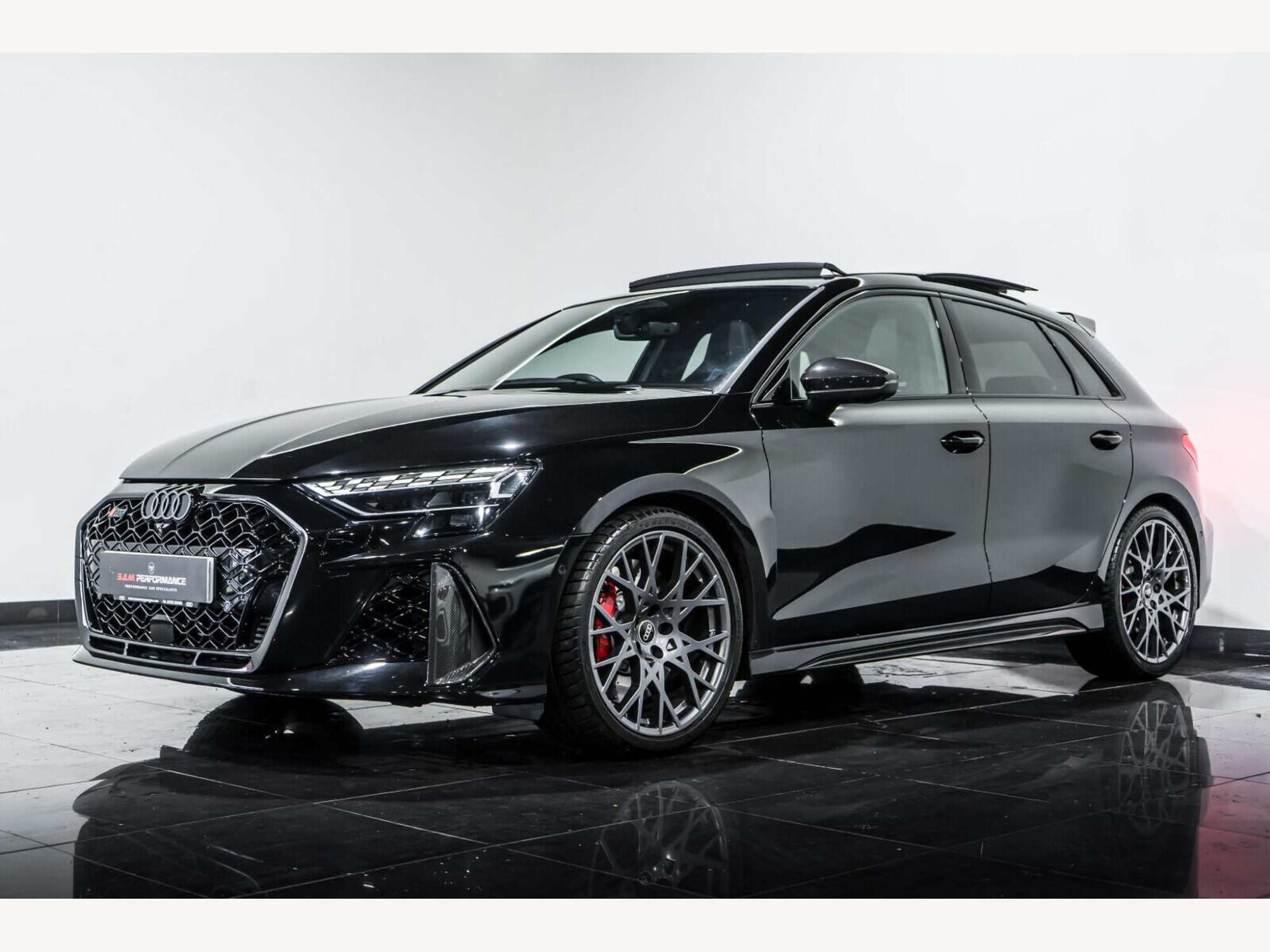 2026 Audi RS3 image 5