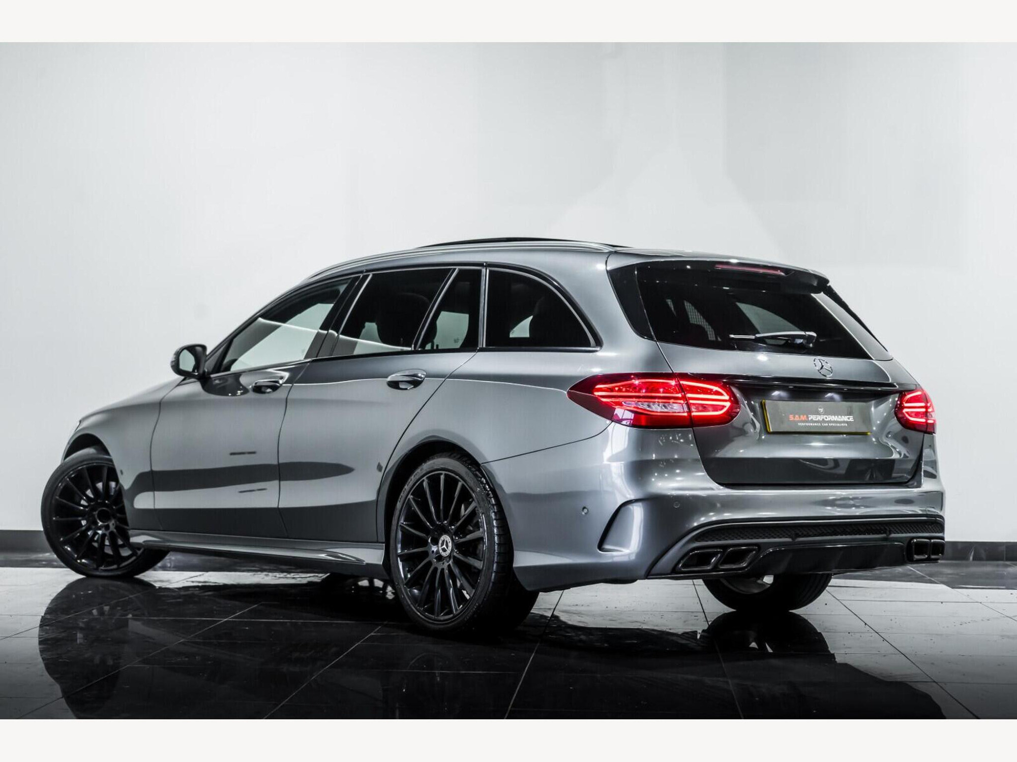 2017 Mercedes-Benz C Class image 4