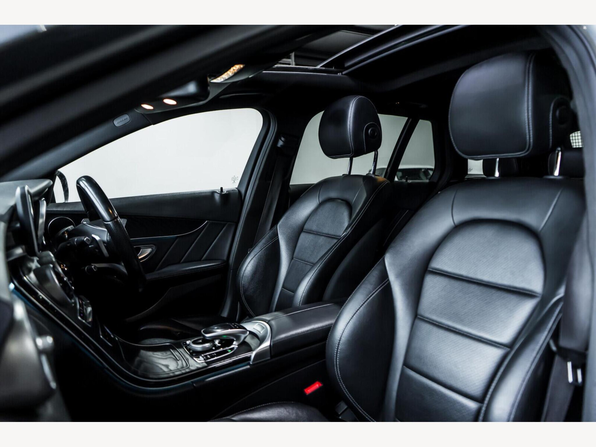 2017 Mercedes-Benz C Class image 12