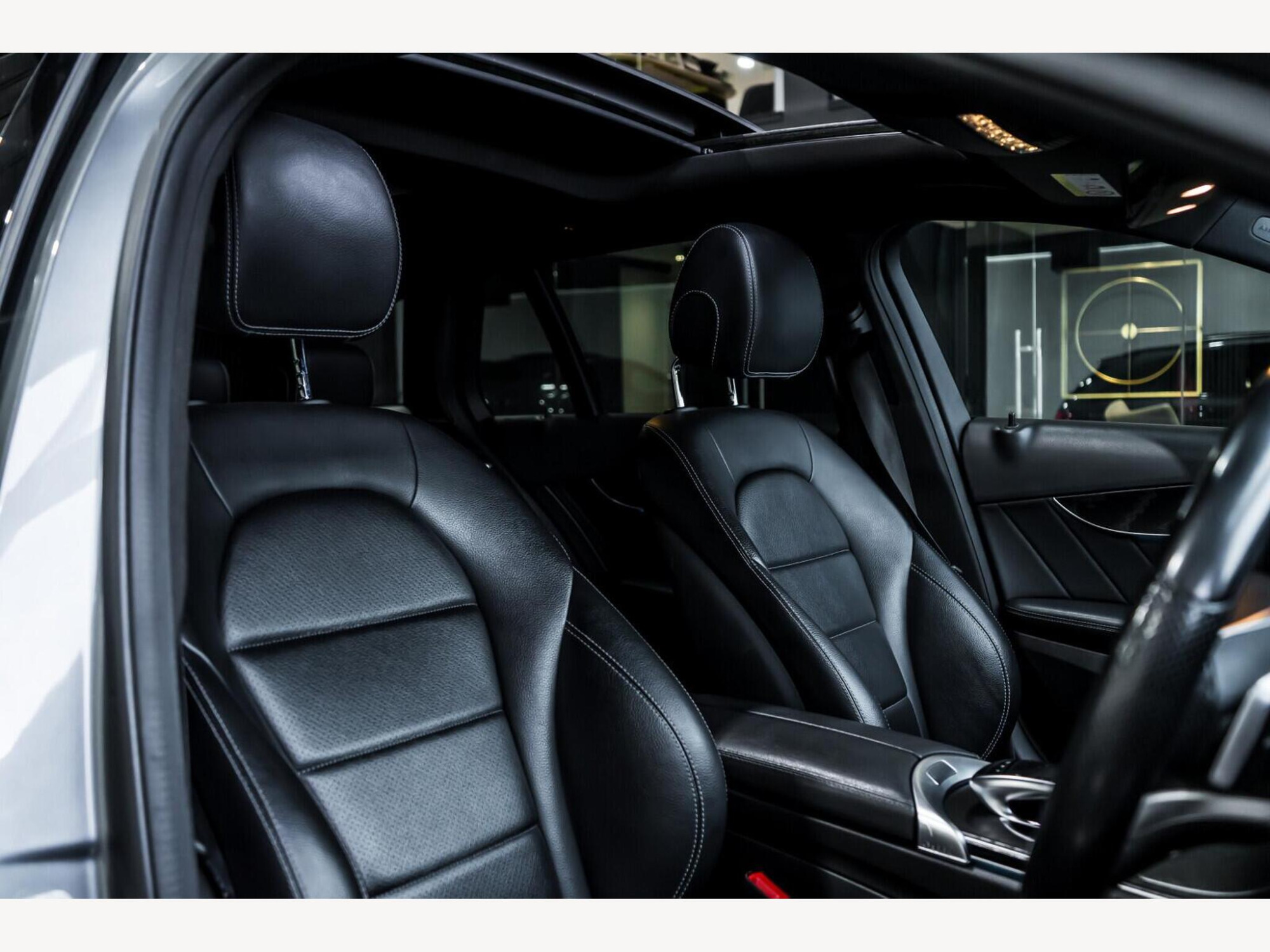 2017 Mercedes-Benz C Class image 11