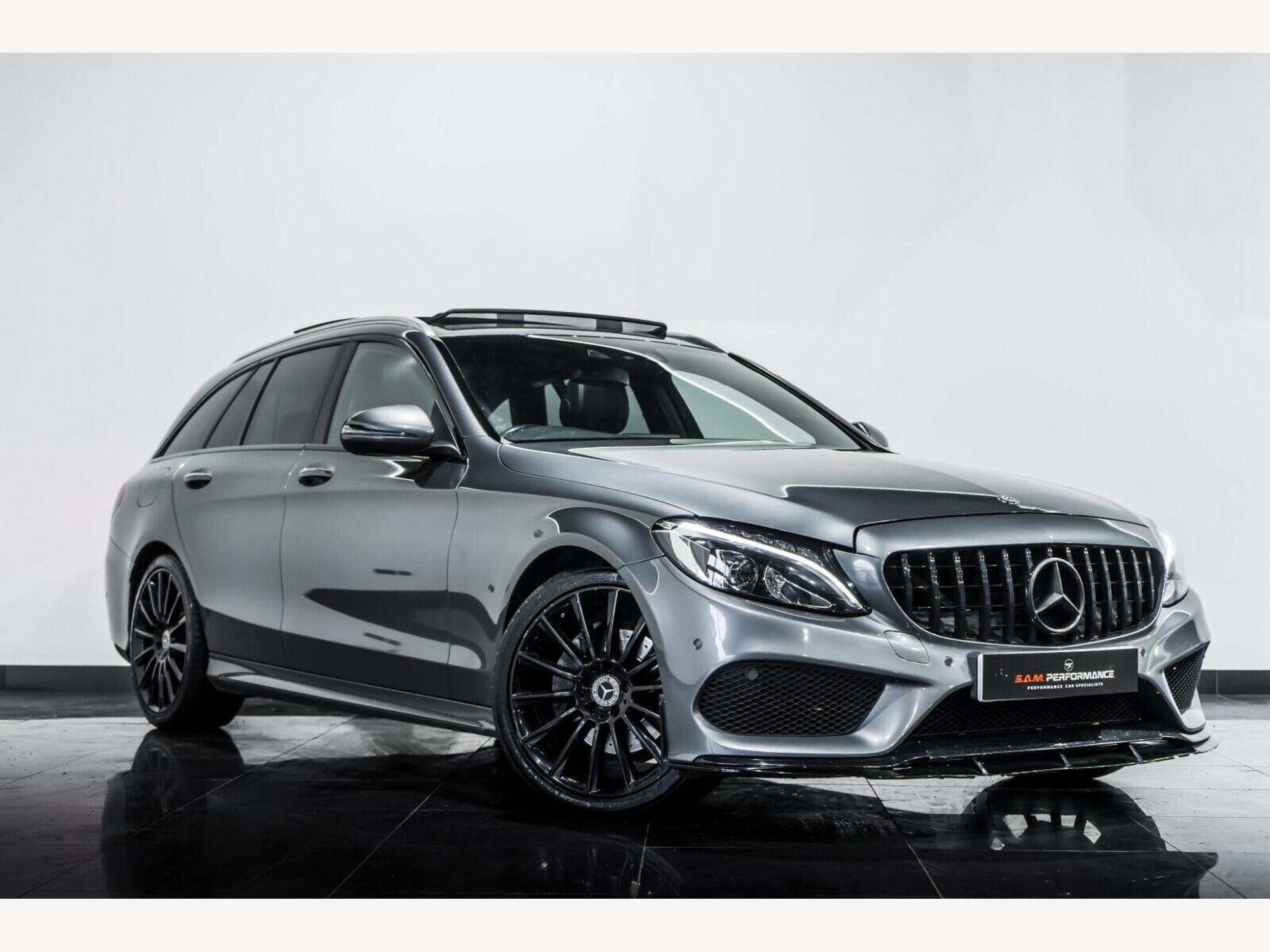 2017 Mercedes-Benz C Class image 1