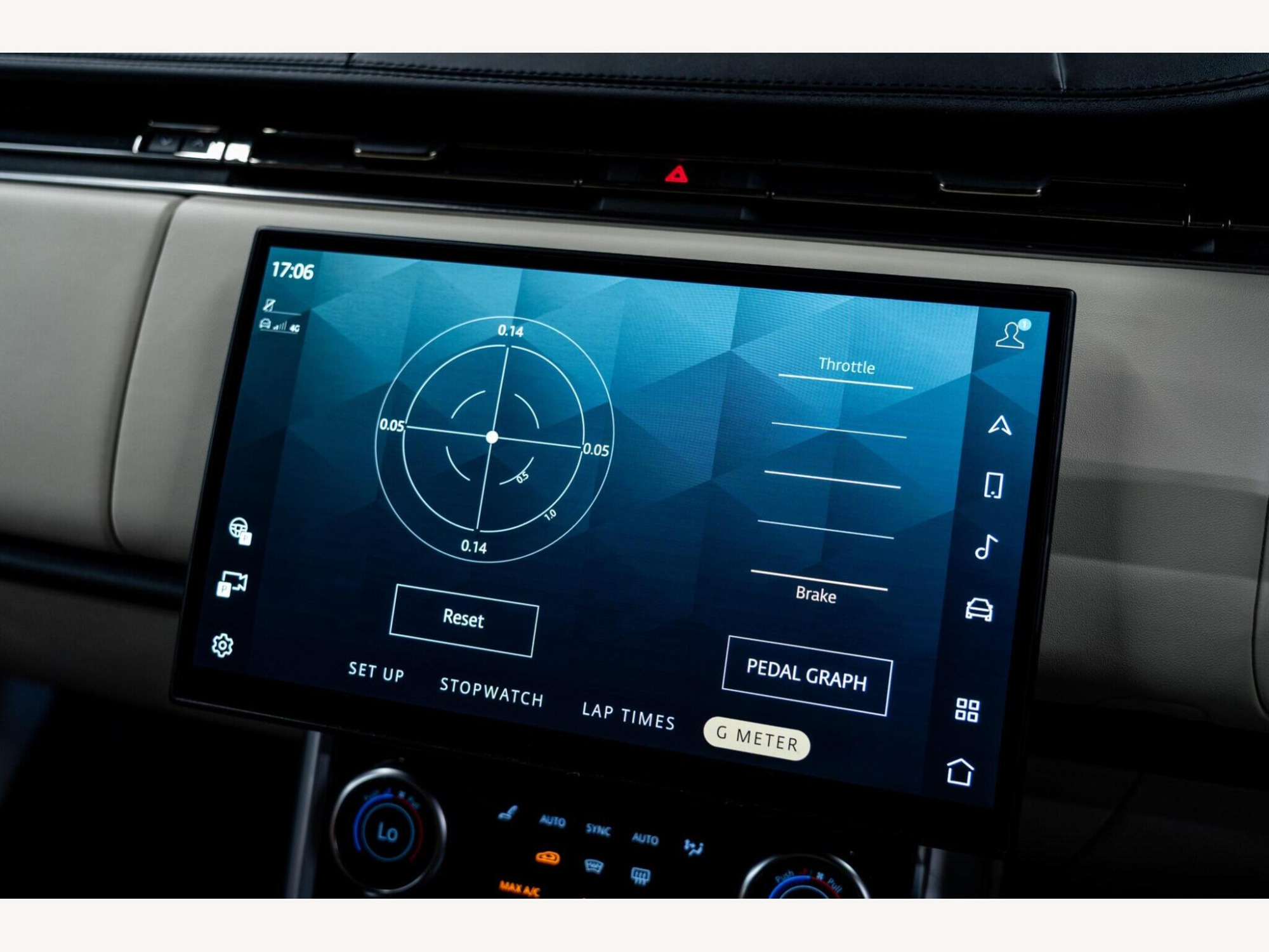 2023 Land Rover Range Rover image 28