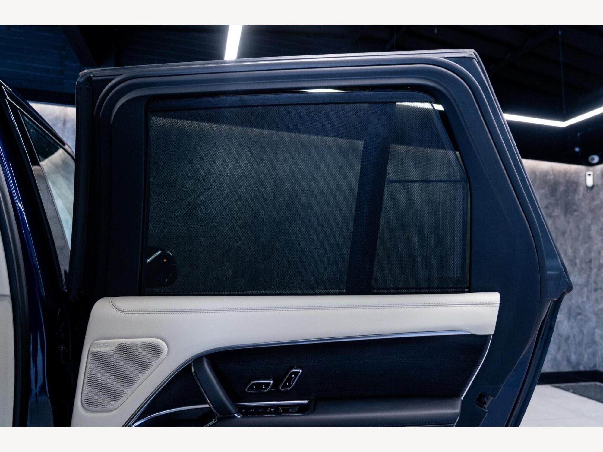 2023 Land Rover Range Rover image 60