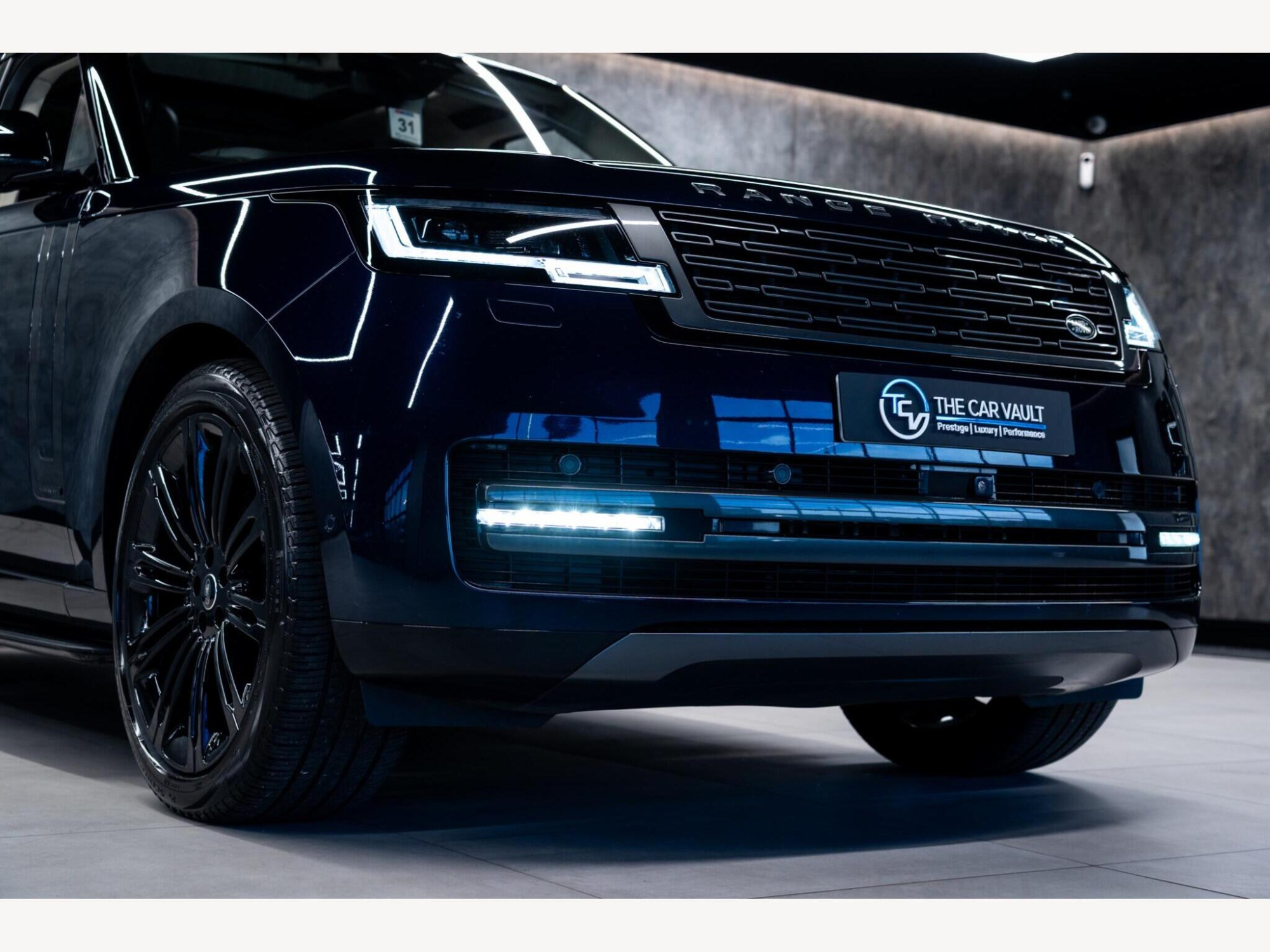 2023 Land Rover Range Rover image 11