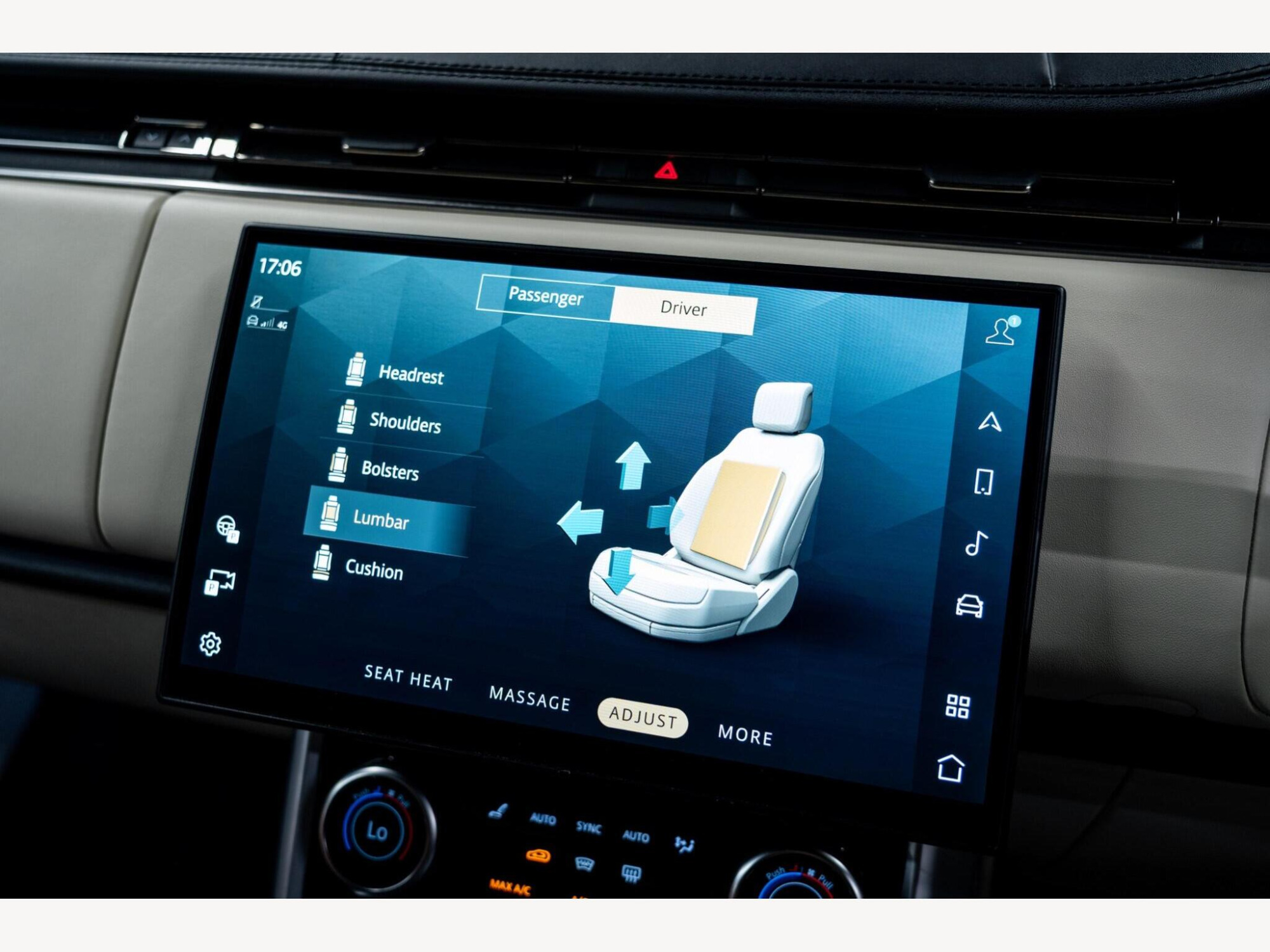 2023 Land Rover Range Rover image 35