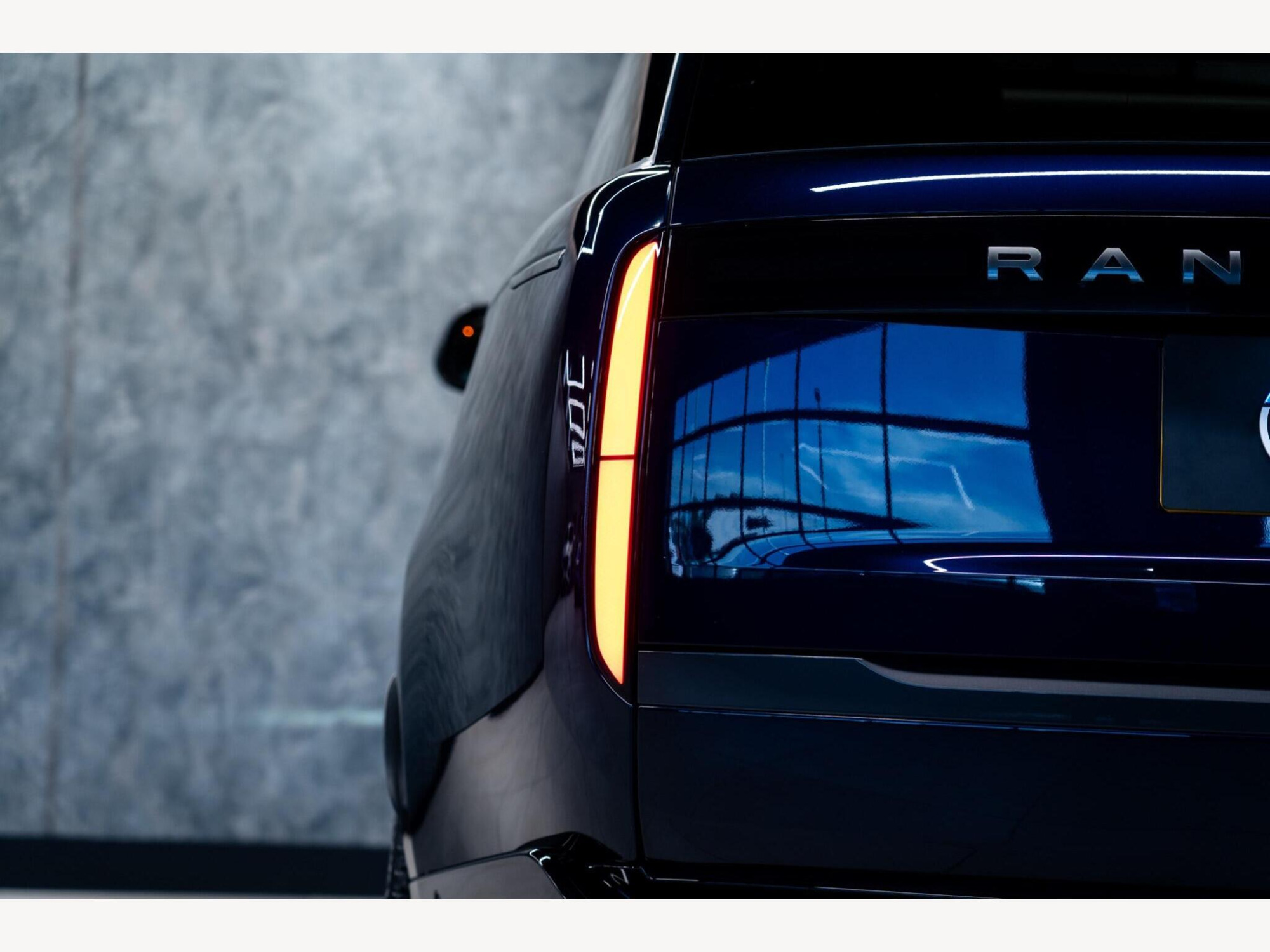 2023 Land Rover Range Rover image 15
