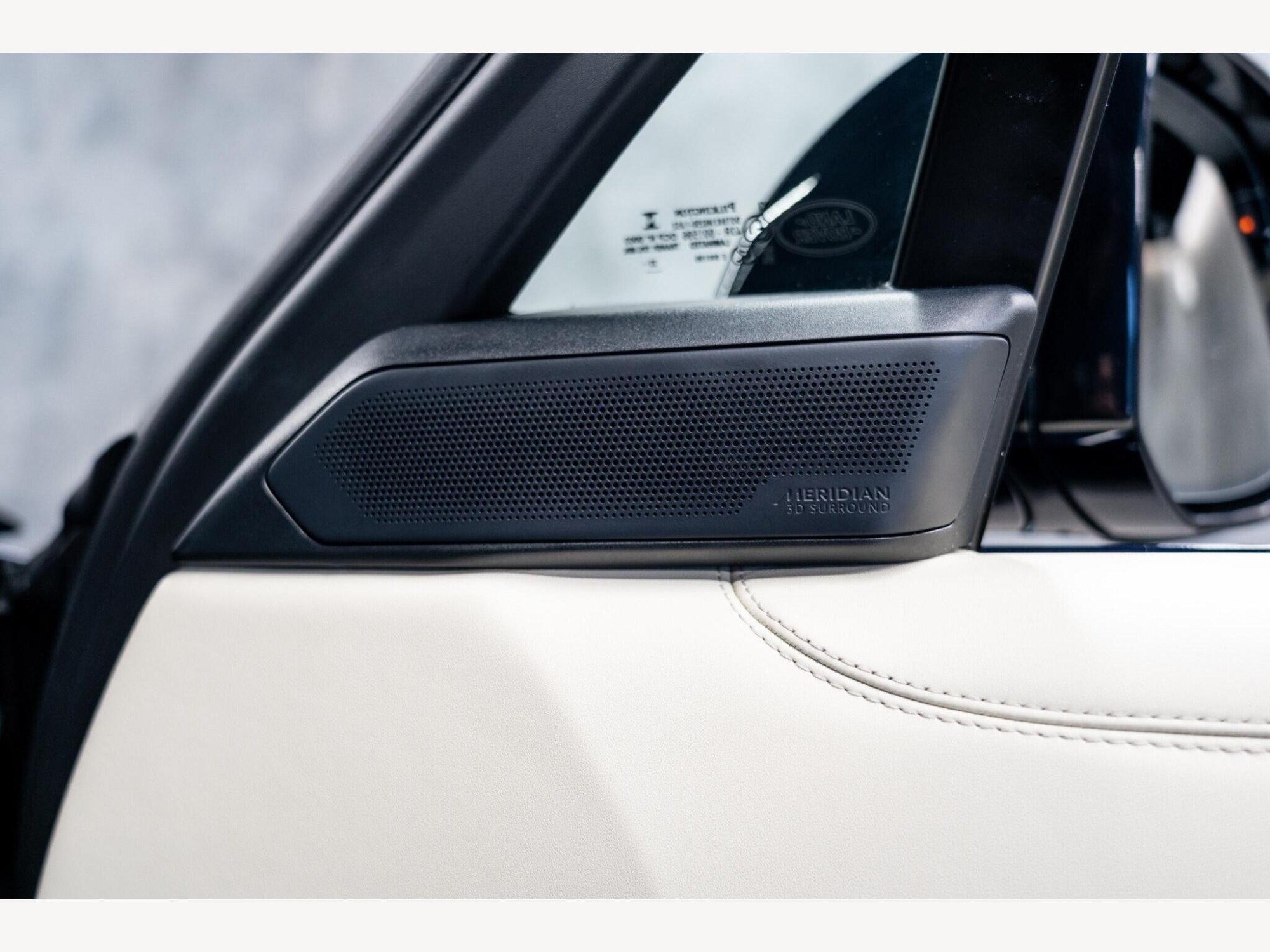 2023 Land Rover Range Rover image 56
