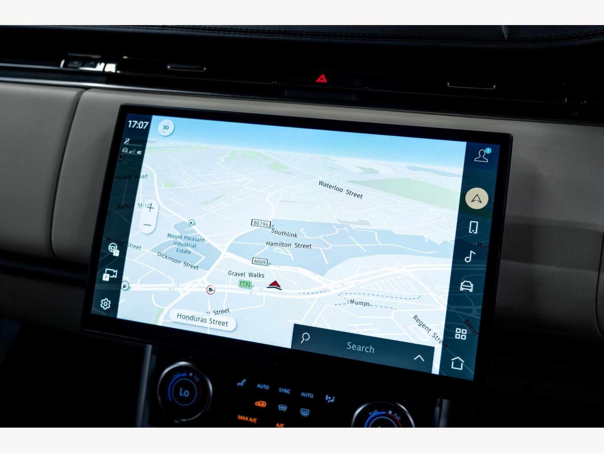 2023 Land Rover Range Rover image 44