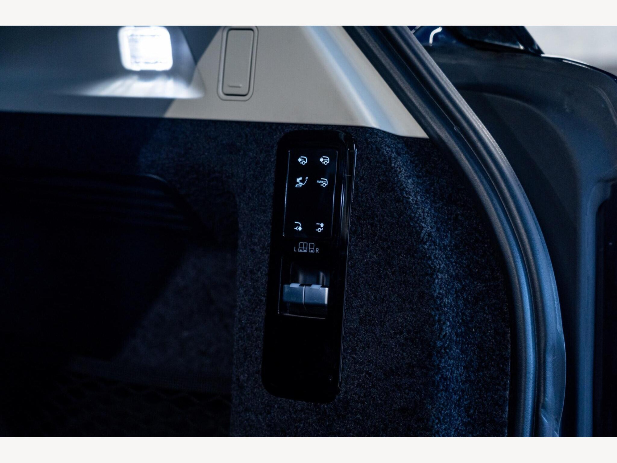 2023 Land Rover Range Rover image 70