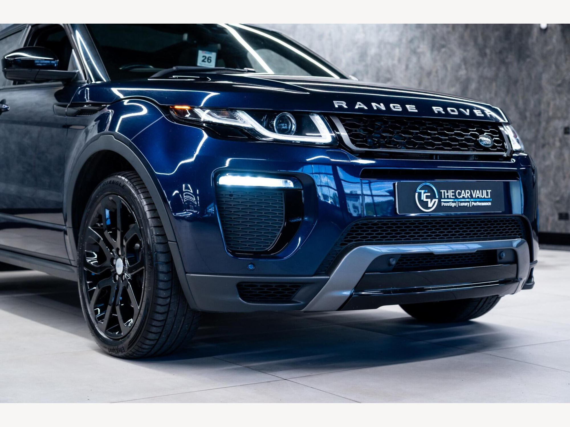 2018 Land Rover Range Rover Evoque image 9