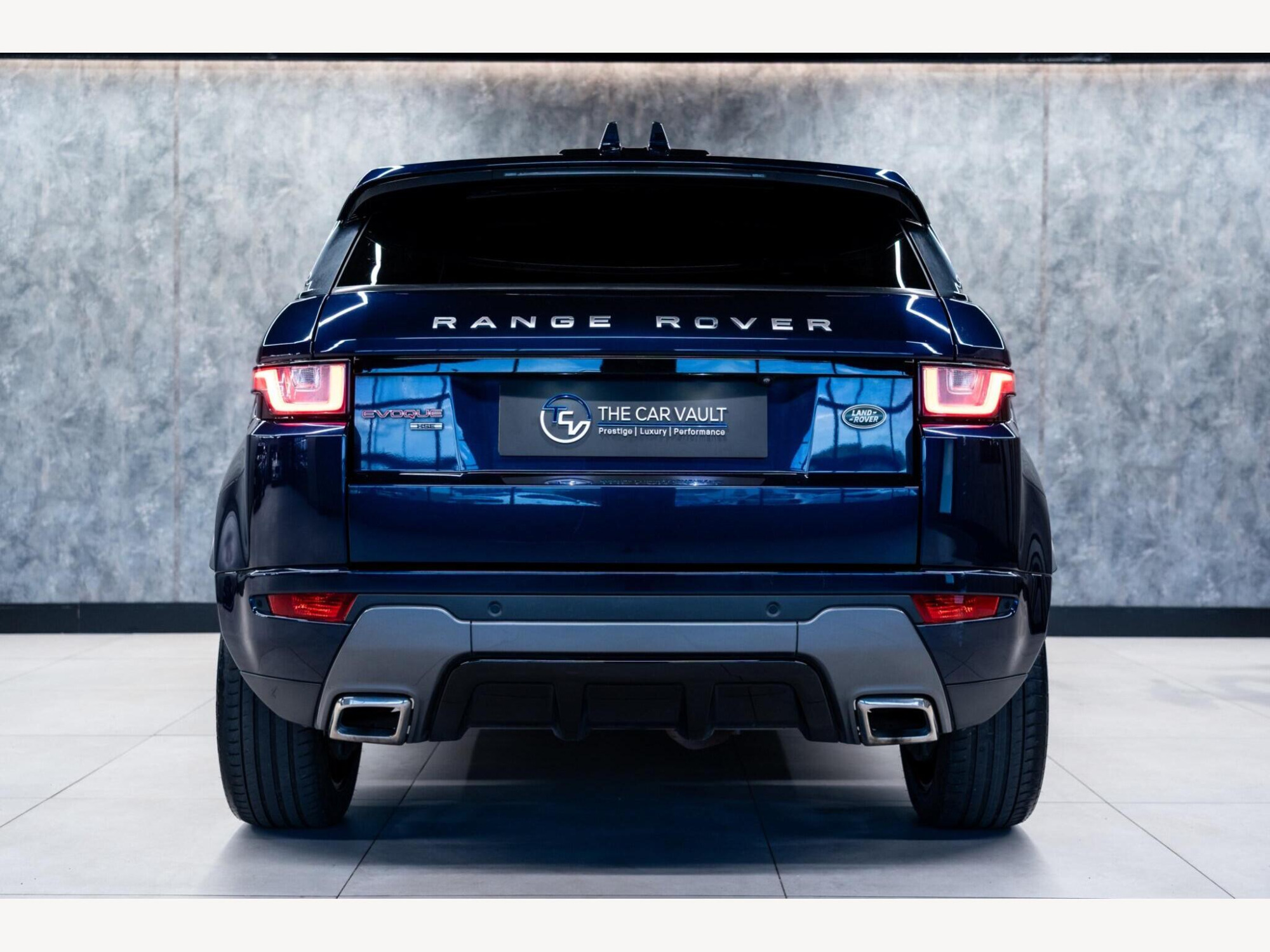 2018 Land Rover Range Rover Evoque image 3