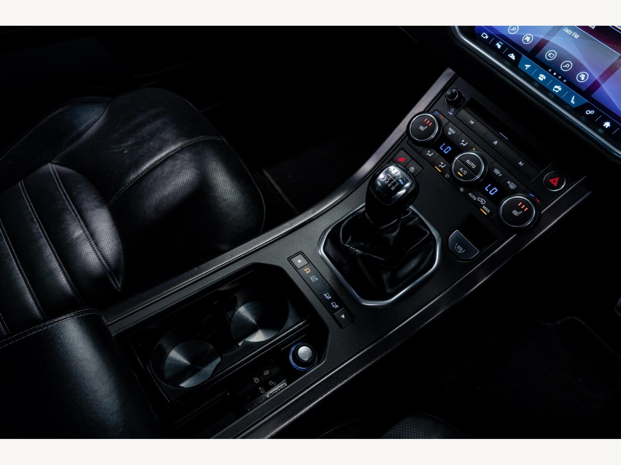 2018 Land Rover Range Rover Evoque image 35