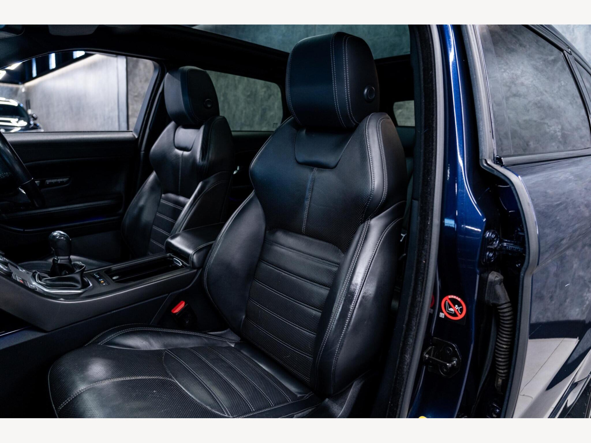 2018 Land Rover Range Rover Evoque image 46