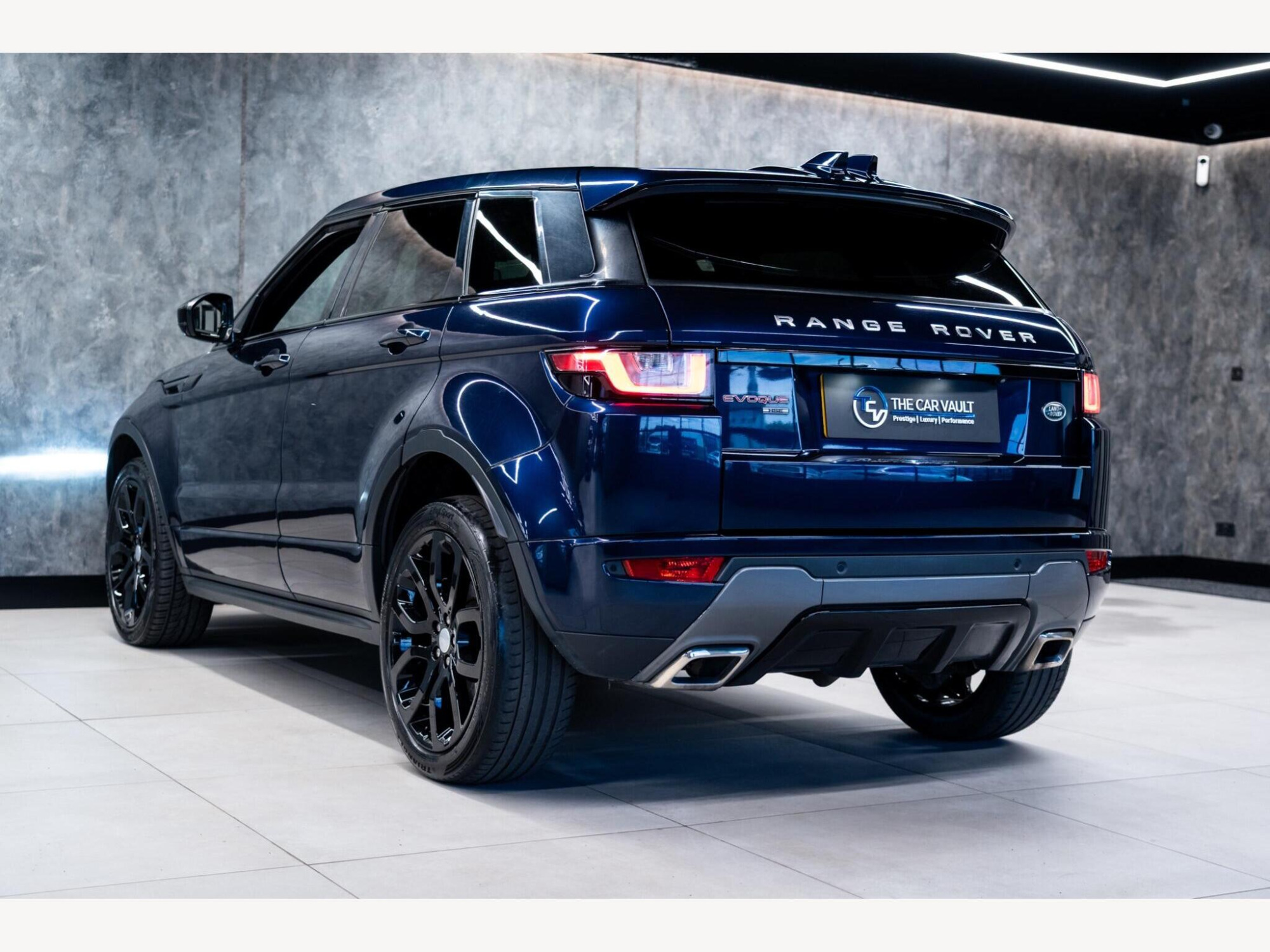 2018 Land Rover Range Rover Evoque image 6