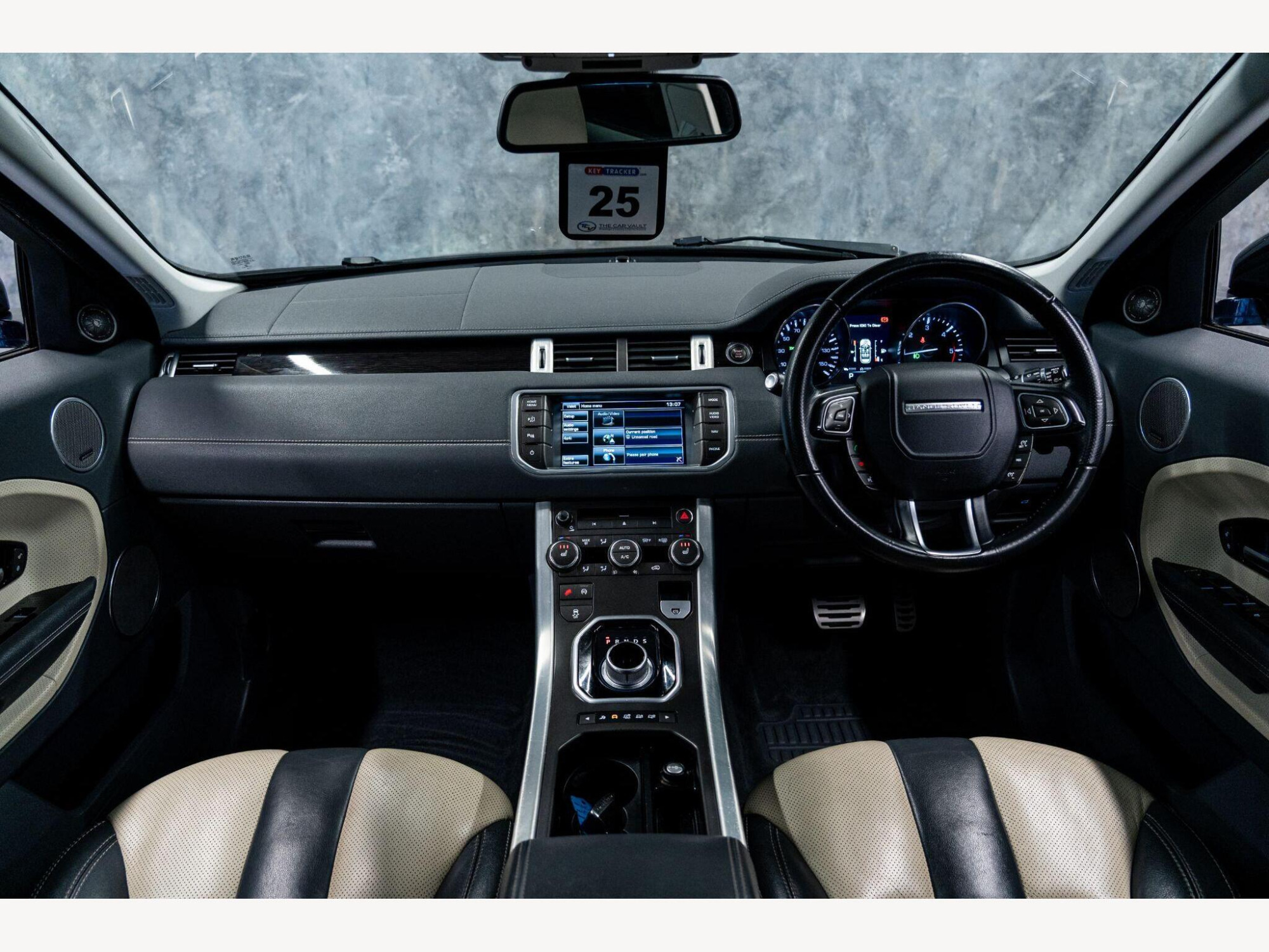 2015 Land Rover Range Rover Evoque image 2