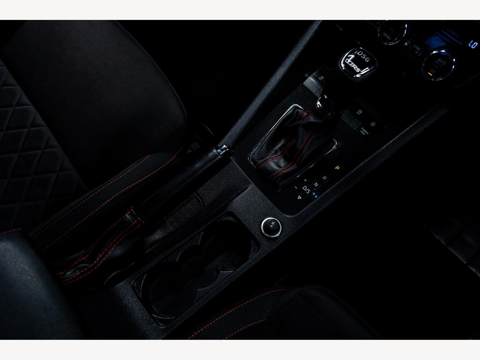 2017 Skoda Octavia image 33