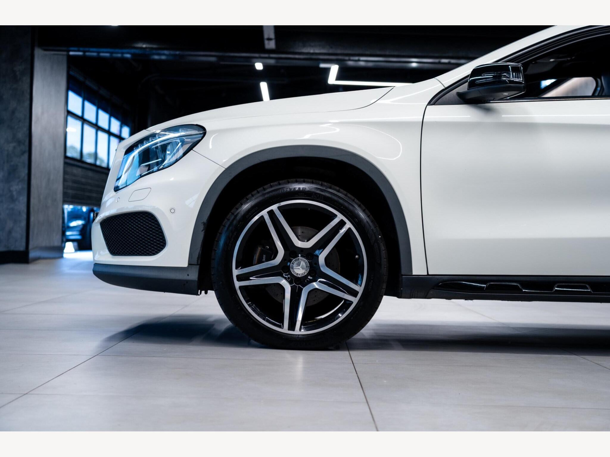 2016 Mercedes-Benz GLA image 14