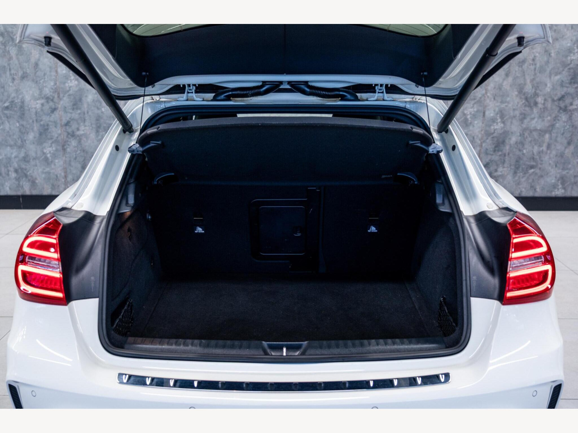 2016 Mercedes-Benz GLA image 43