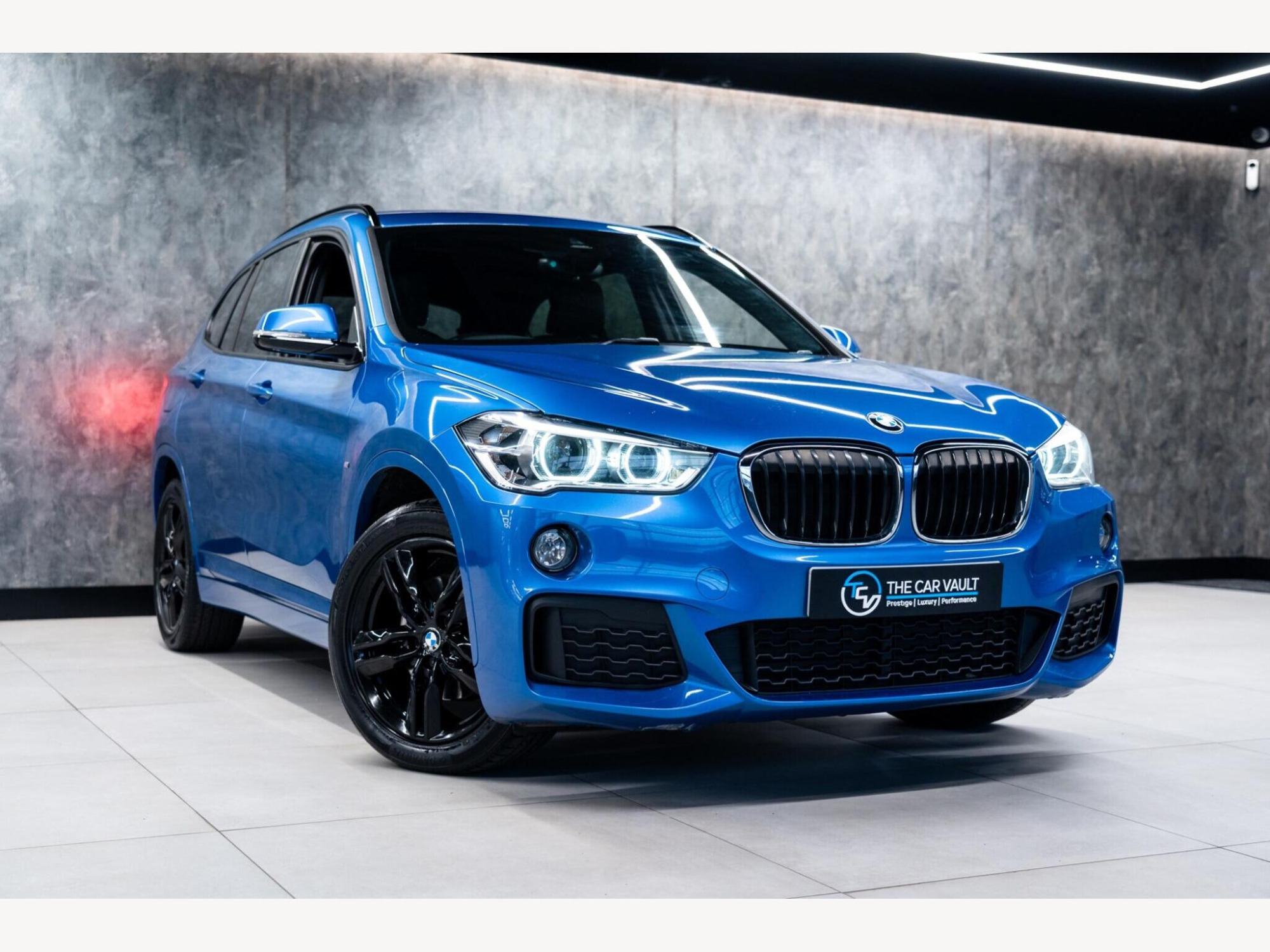 2018 BMW X1 image 1
