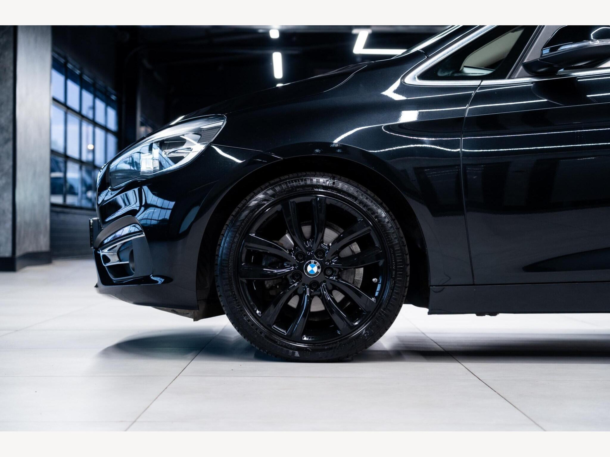 2015 BMW 2 Series Active Tourer image 13