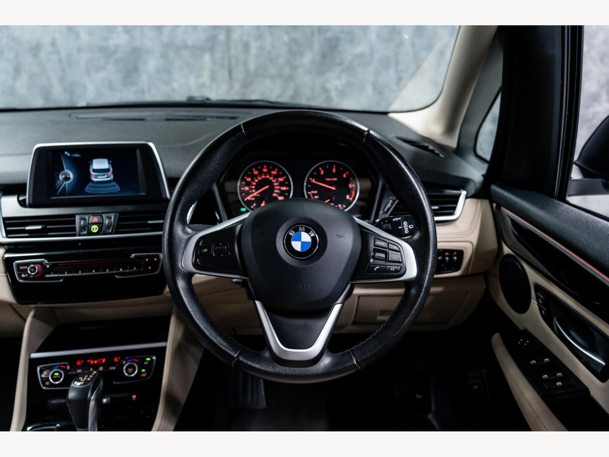 2015 BMW 2 Series Active Tourer image 14