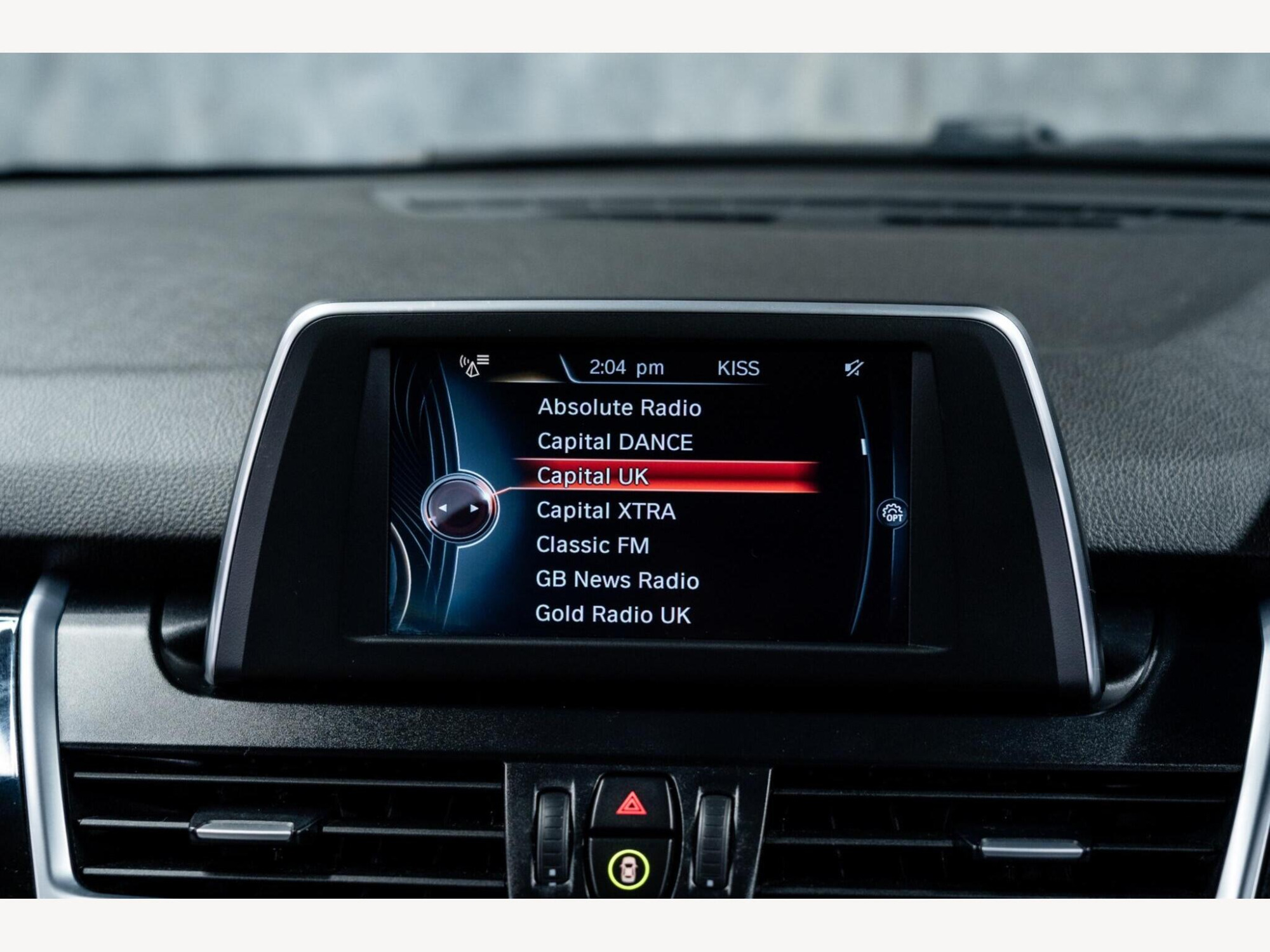 2015 BMW 2 Series Active Tourer image 33