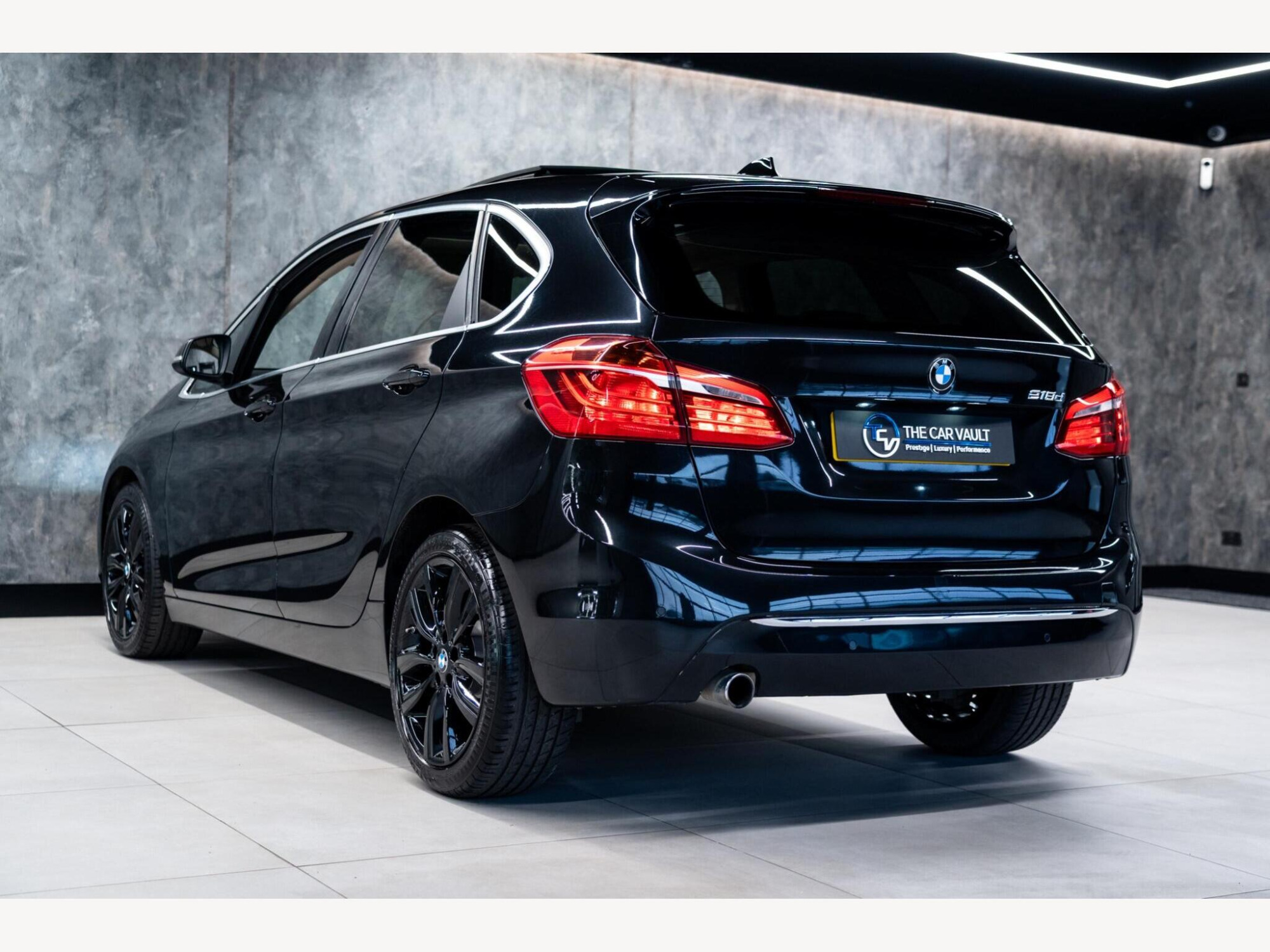 2015 BMW 2 Series Active Tourer image 6