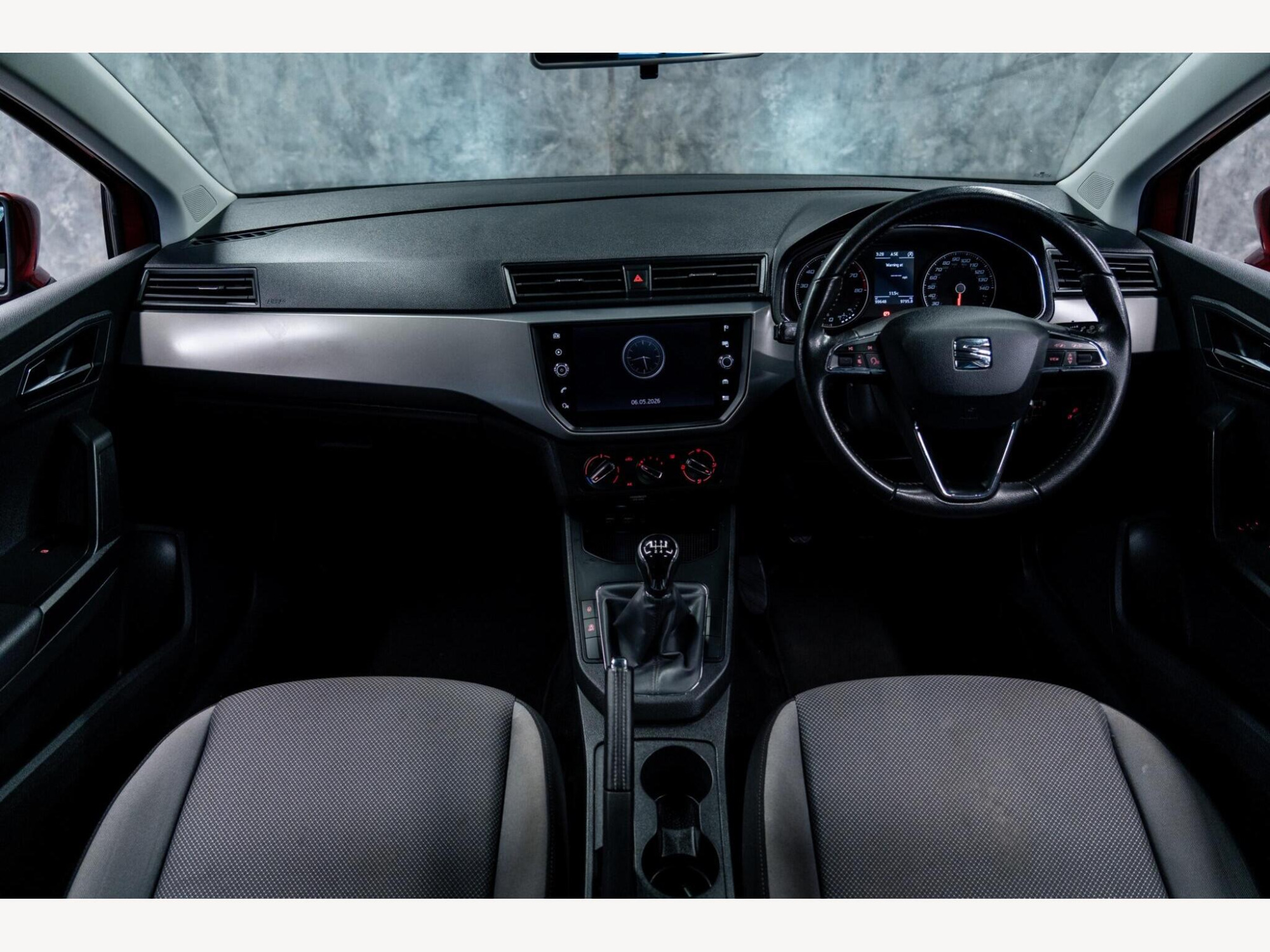 2018 SEAT Ibiza image 16