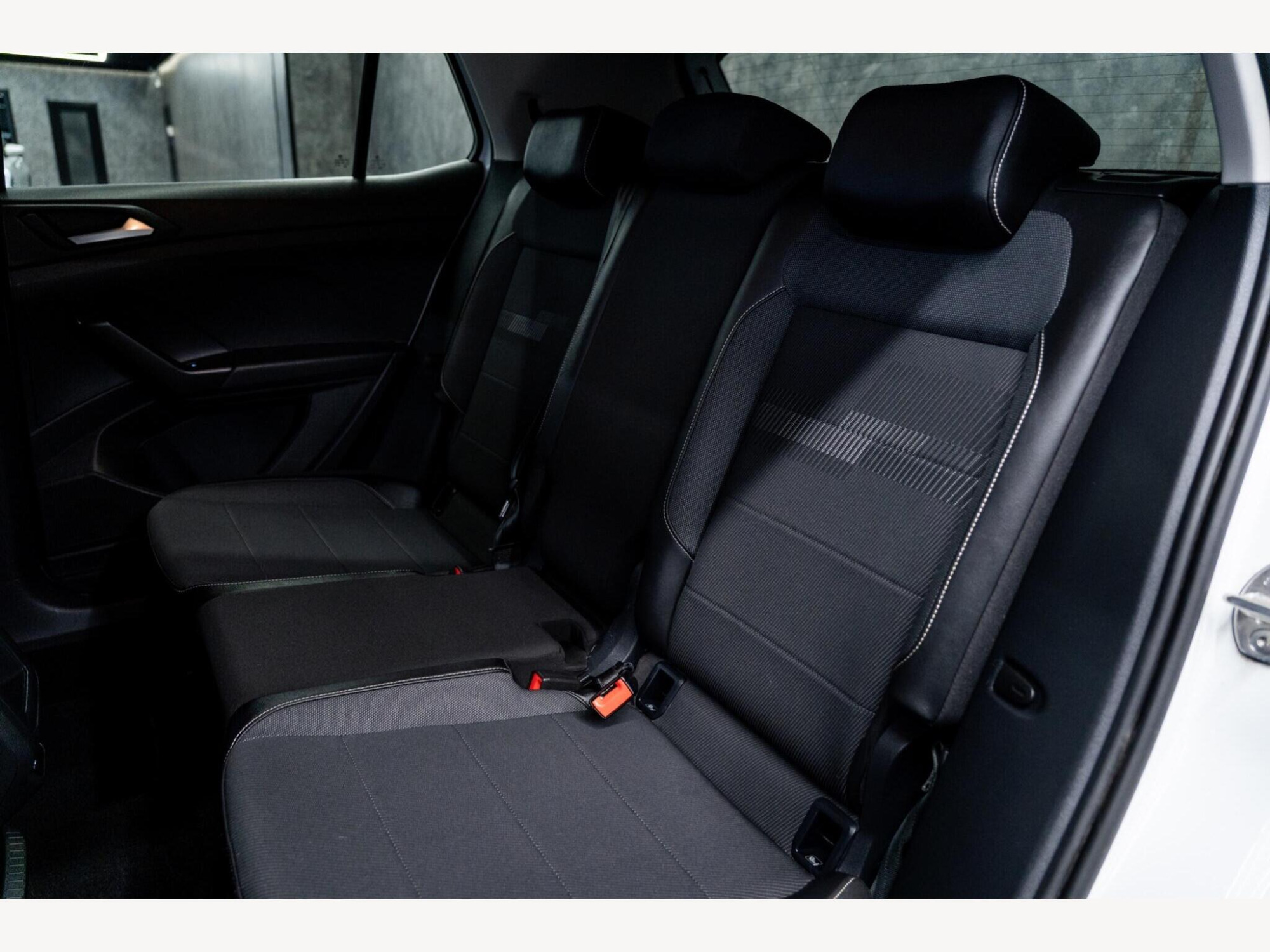 2022 Volkswagen T-Cross image 37