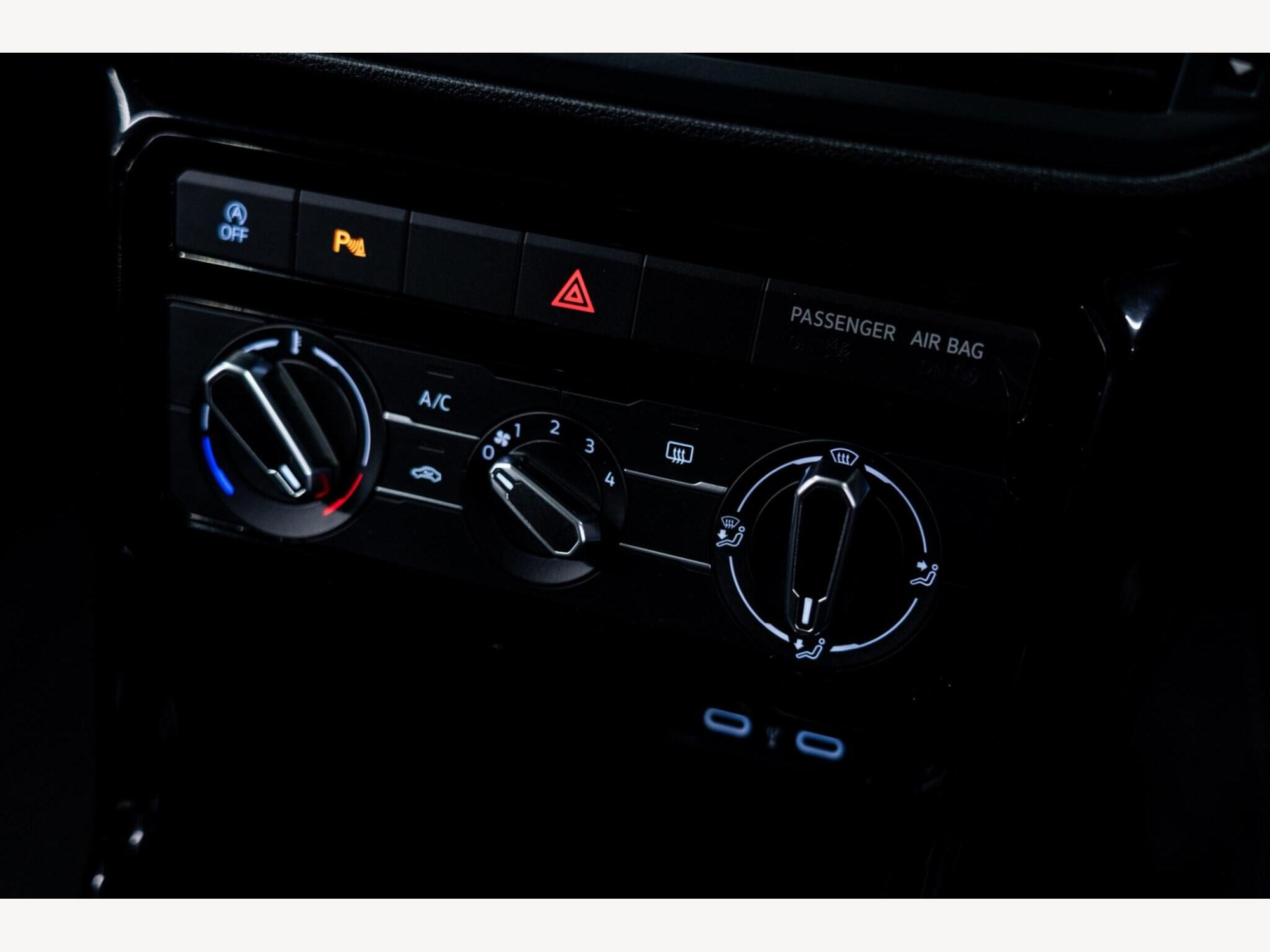 2022 Volkswagen T-Cross image 29