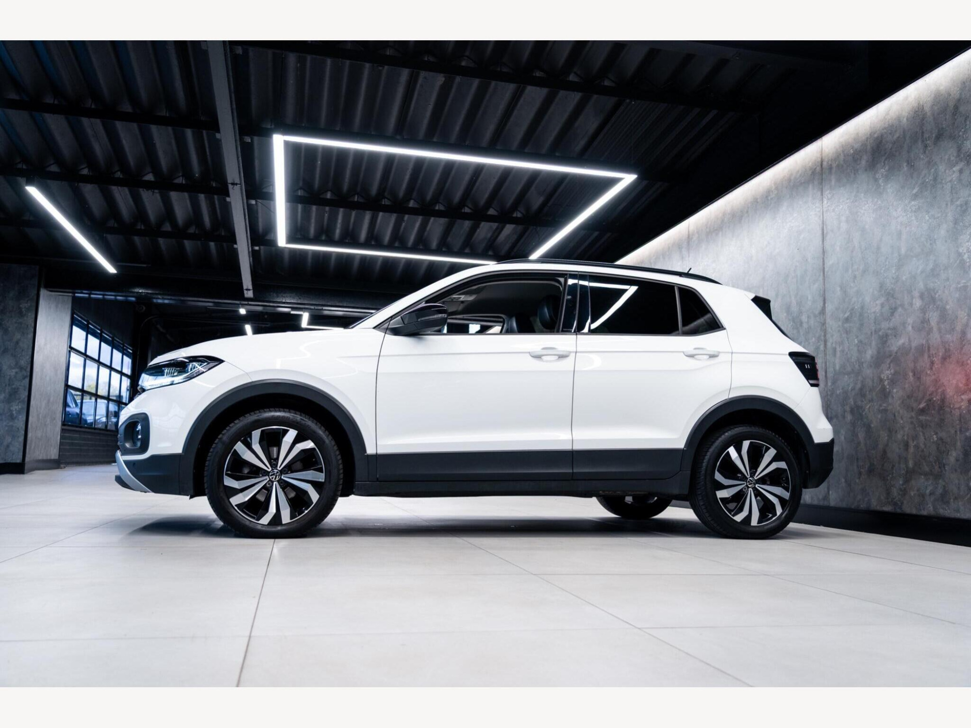 2022 Volkswagen T-Cross image 8