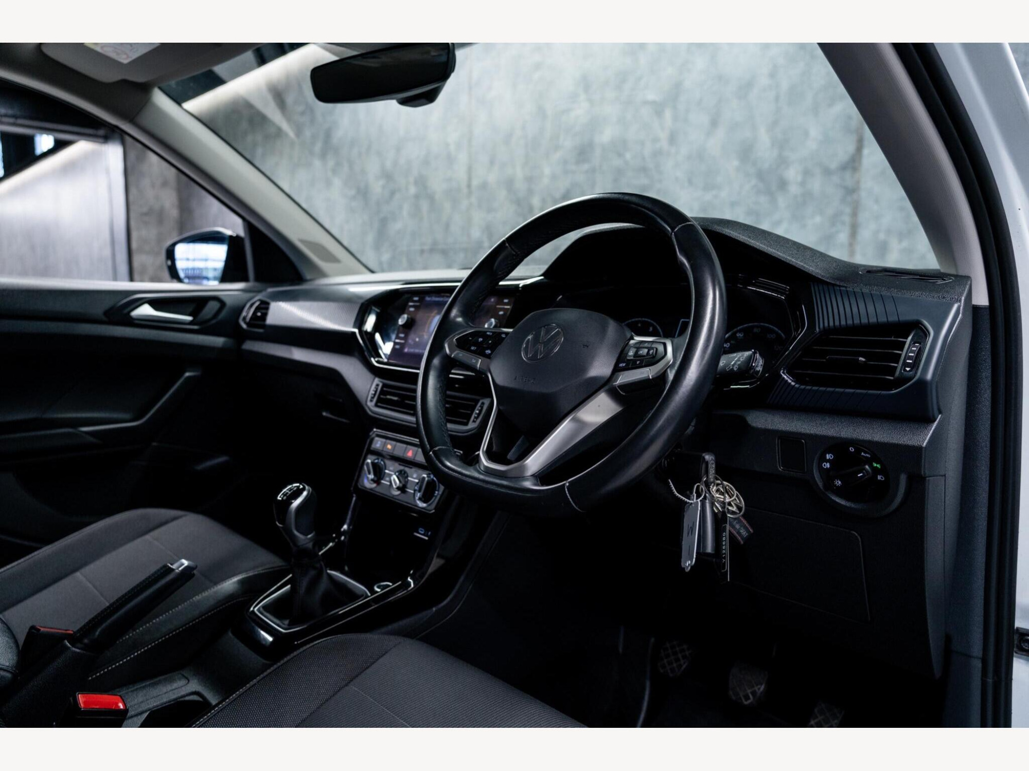 2022 Volkswagen T-Cross image 14
