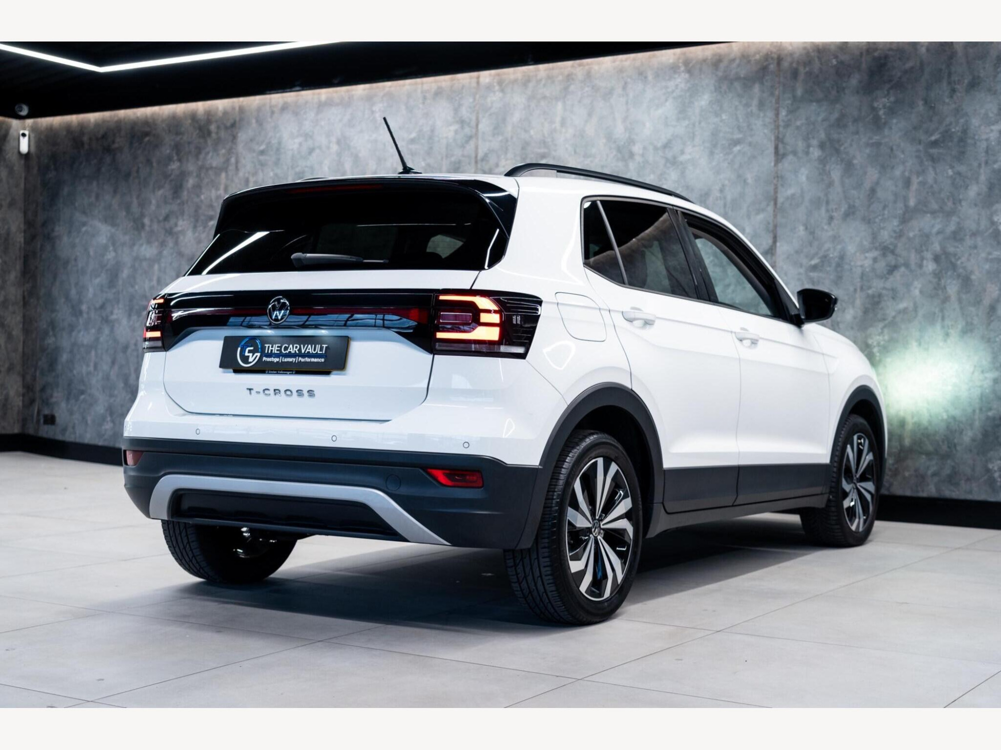 2022 Volkswagen T-Cross image 7