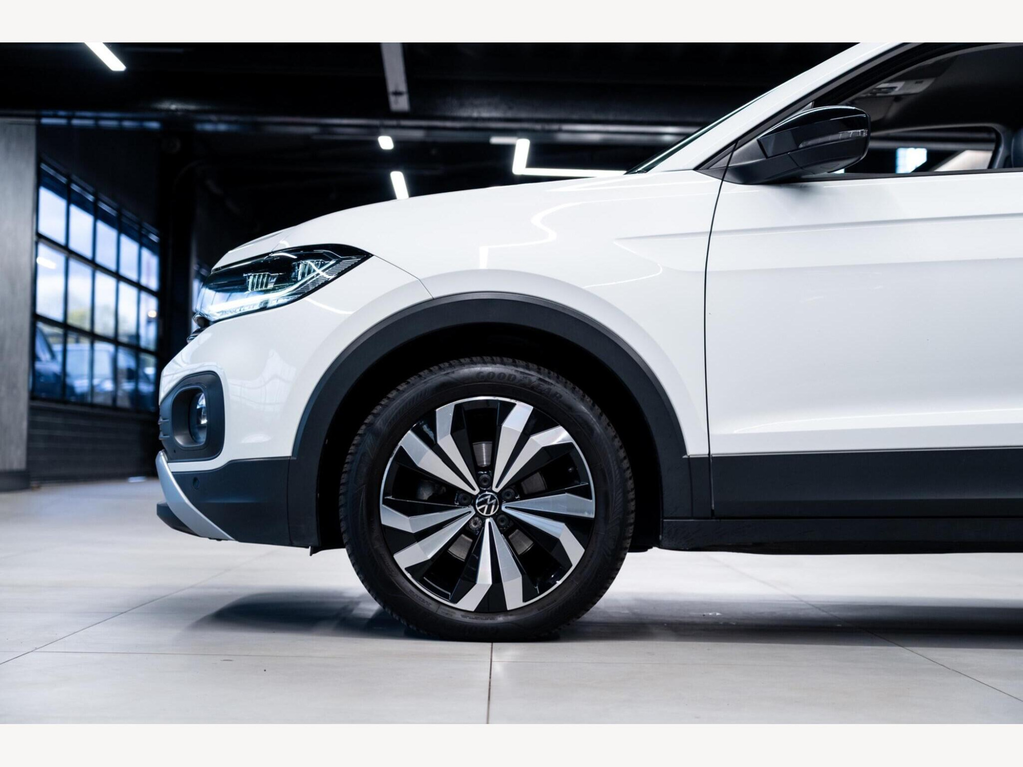 2022 Volkswagen T-Cross image 13