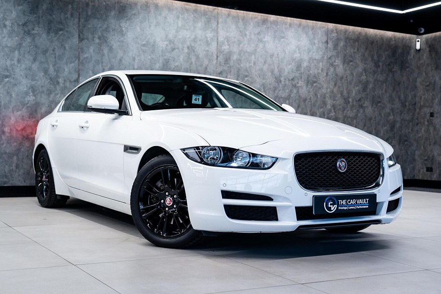 Jaguar XE