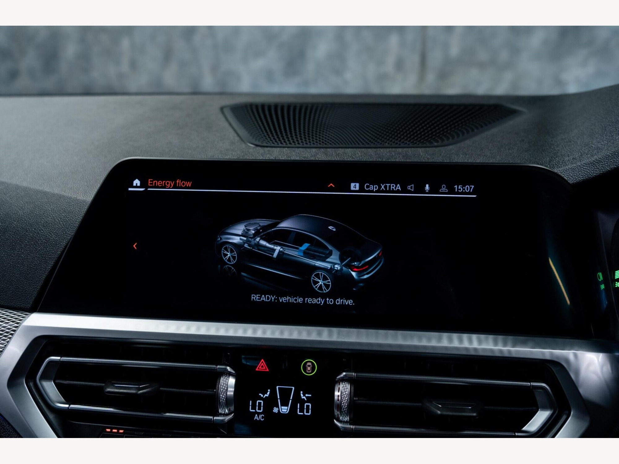 2021 BMW 3 Series image 27