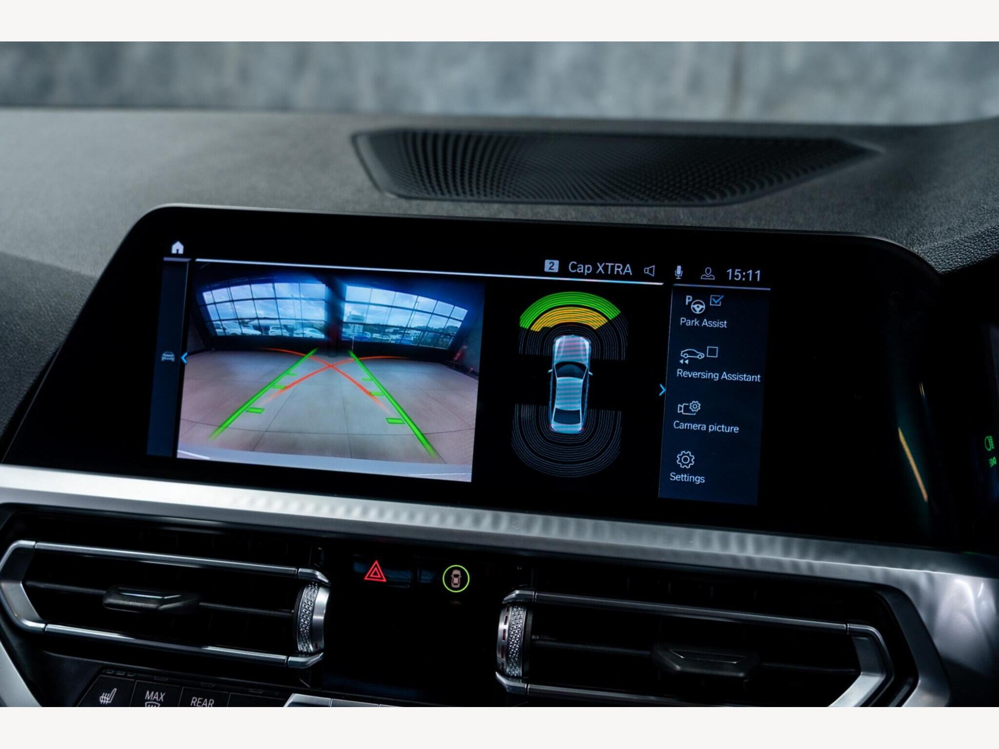 2021 BMW 3 Series image 21