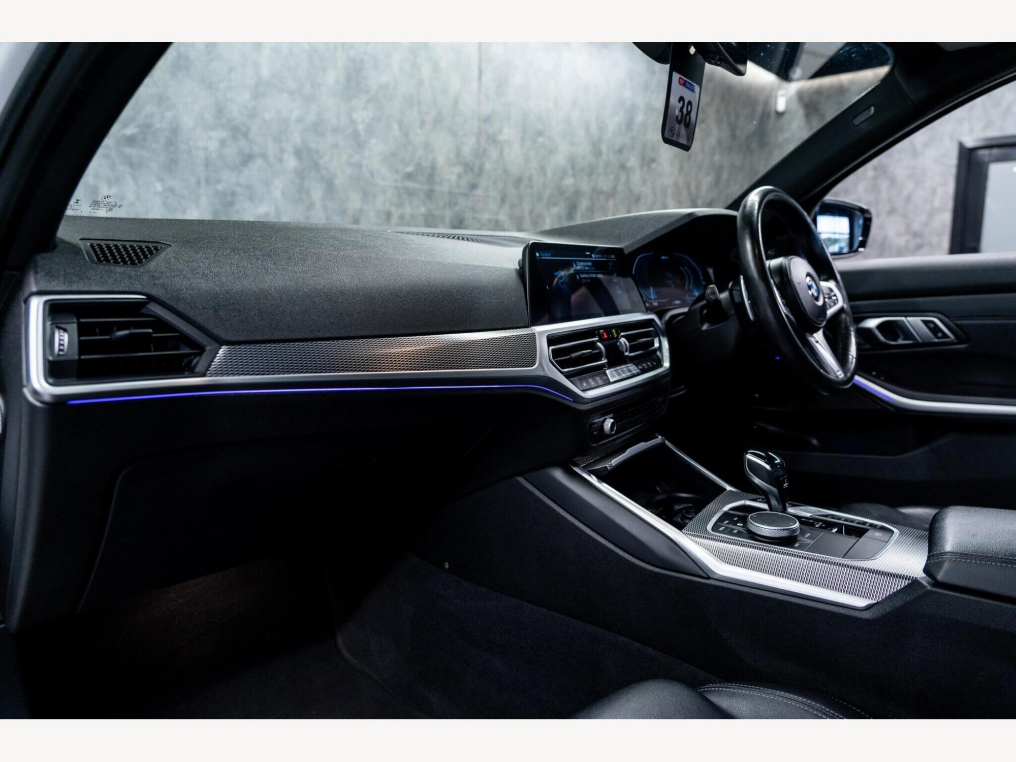 2021 BMW 3 Series image 45