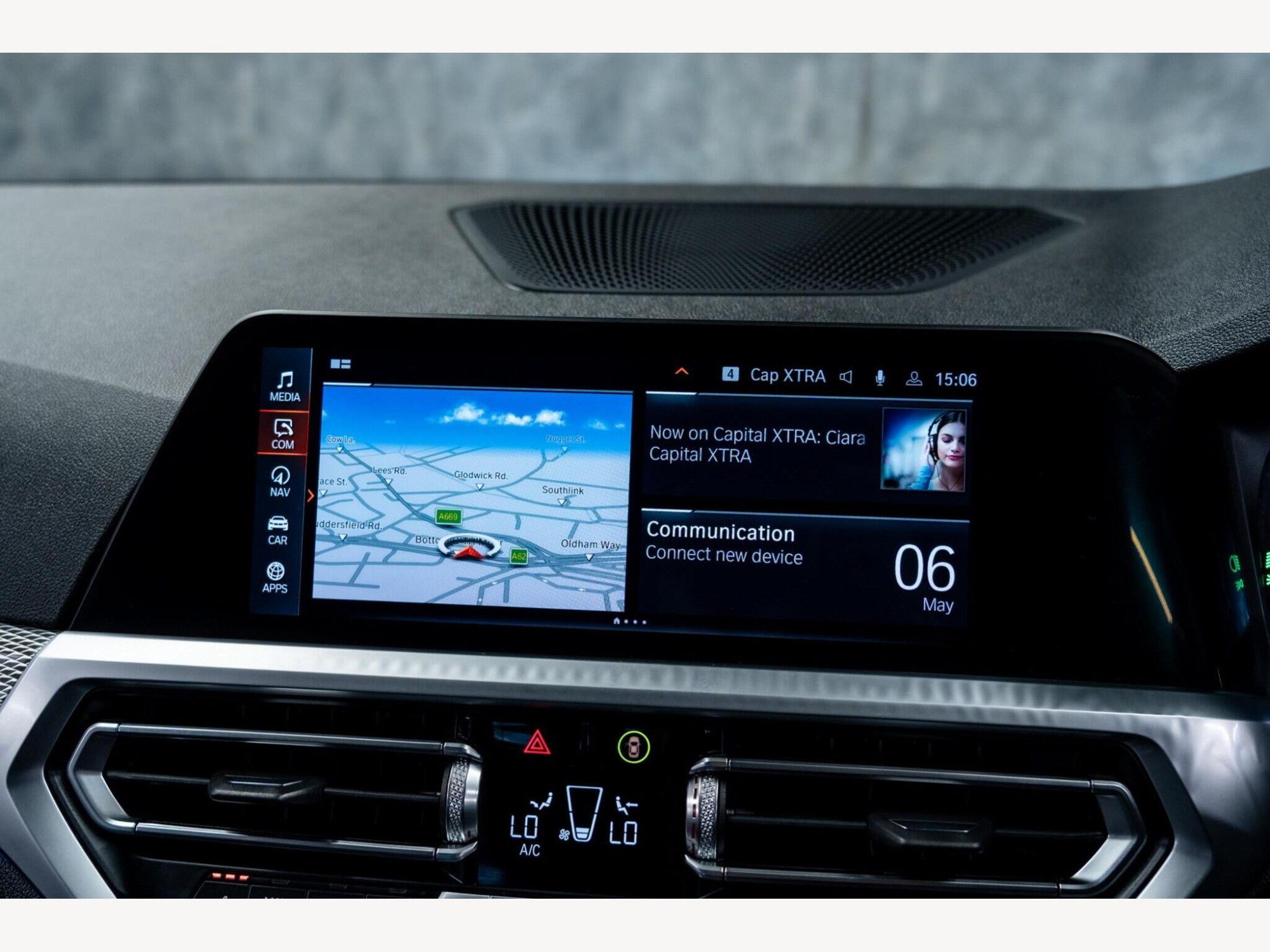 2021 BMW 3 Series image 32